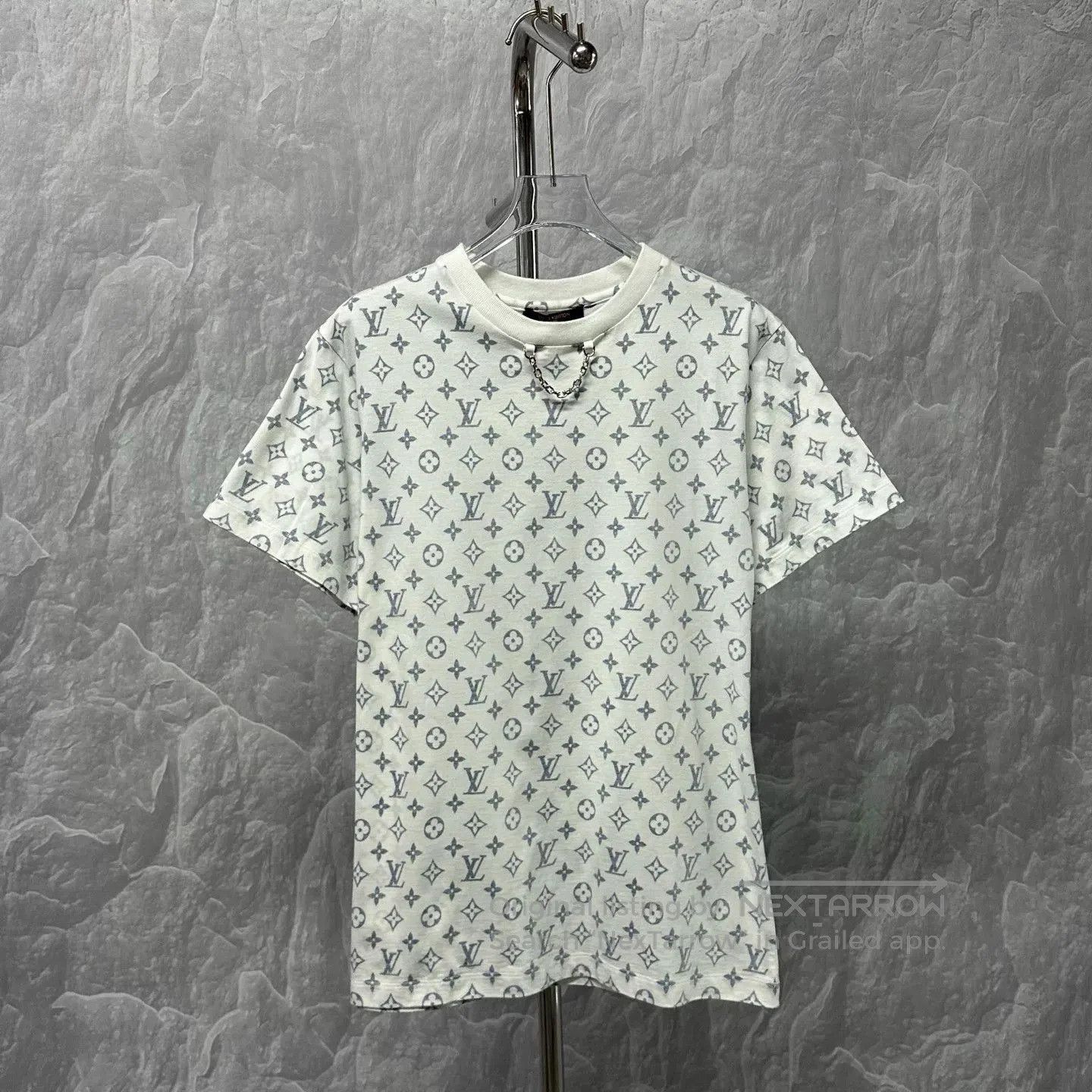 Louis Vuitton louis vuitton logo chain short sleeve t-shirt. Size US L / EU 52-54 / 3 - 1 Thumbnail