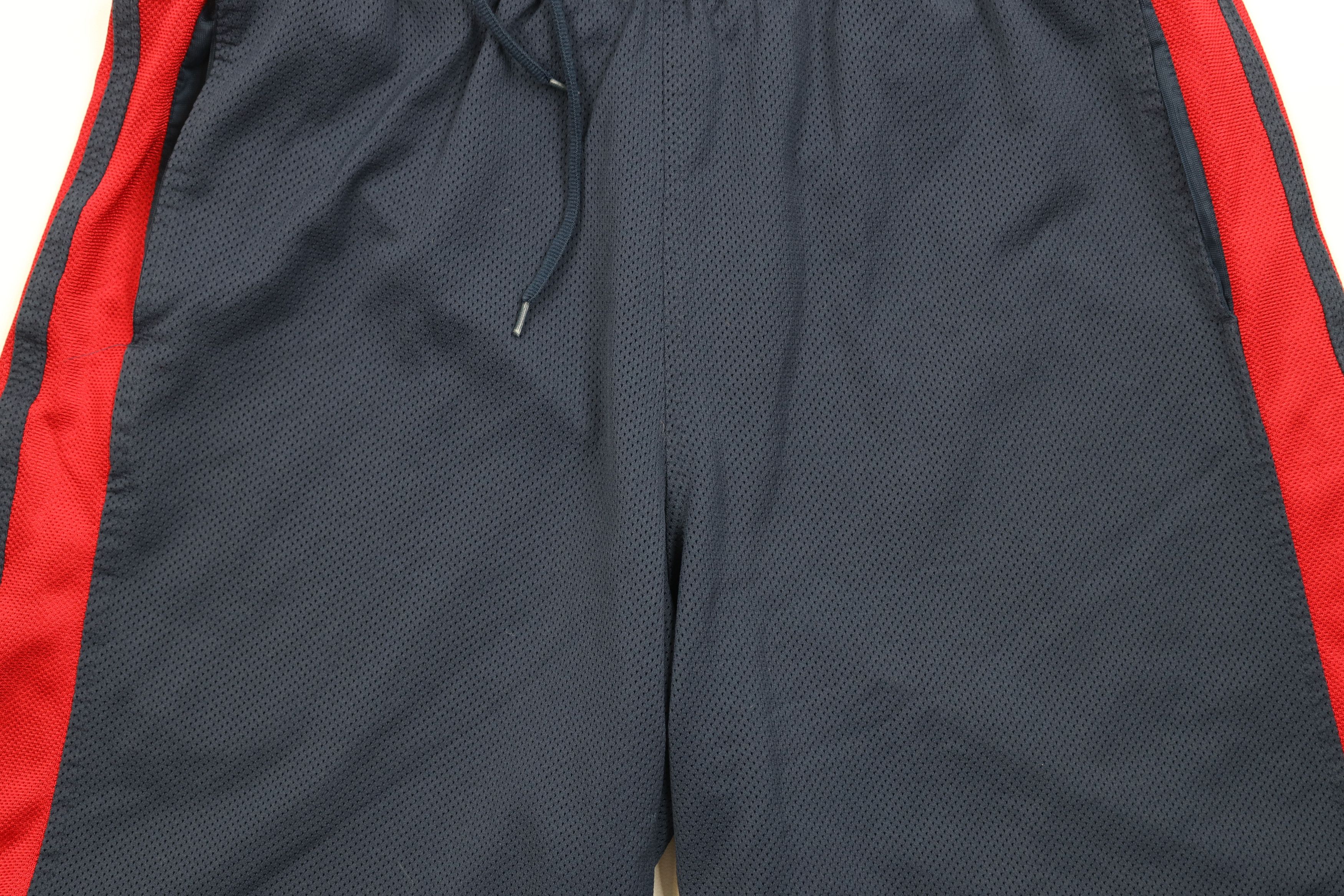Nike Vintage Nike Basketball Scott Mini Swoosh Gym Shorts Blue Size US 34 / EU 50 - 3 Thumbnail