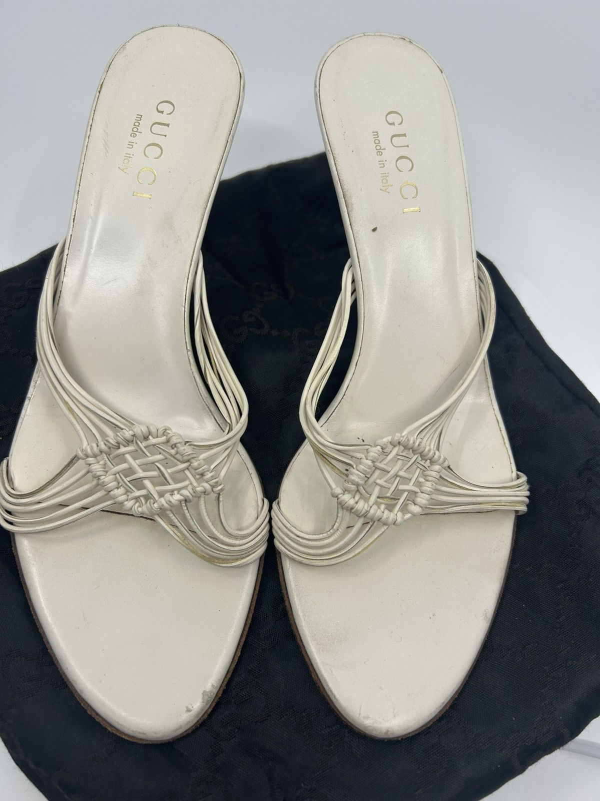 Gucci Gucci white woven leather mules Size US 7.5 / IT 37.5 - 1 Thumbnail