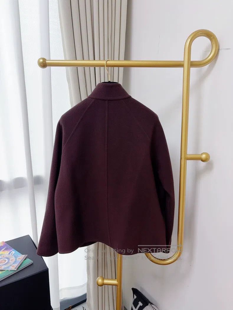 Hermes Hermes Burgundy Long Sleeve Short Cashmere Zip-up Jacket Size XS / US 0-2 / IT 36-38 - 2 Thumbnail
