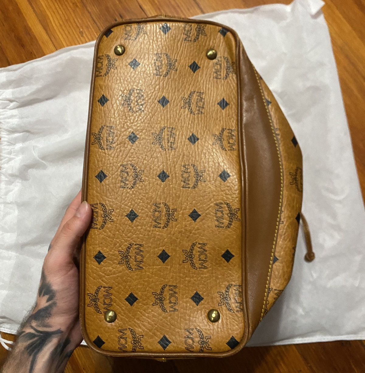 MCM MCM BUCKET 👜 BAG PURSE Size ONE SIZE - 6 Thumbnail