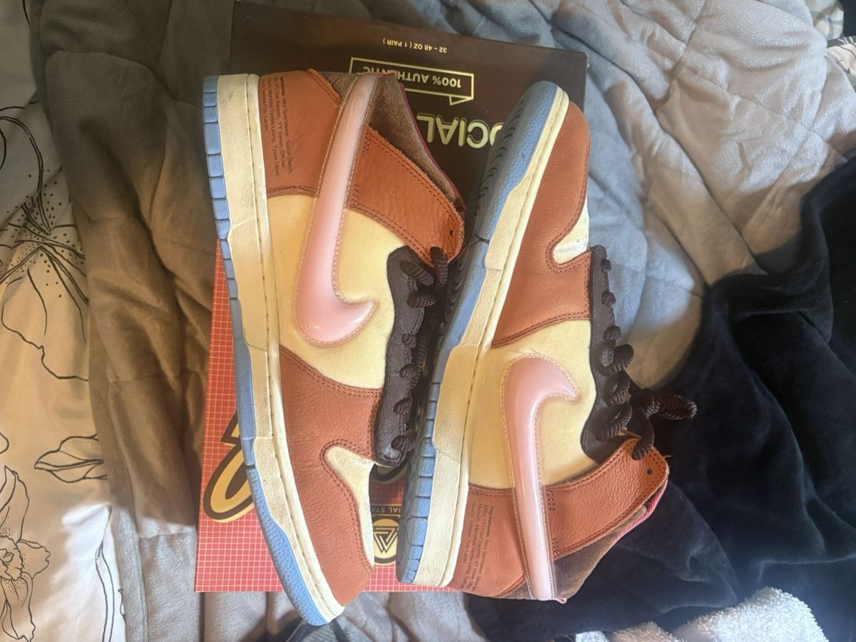 Nike Nike dunk mid social status free lunch choclate milk Size US 11.5 / EU 44-45 - 2 Thumbnail