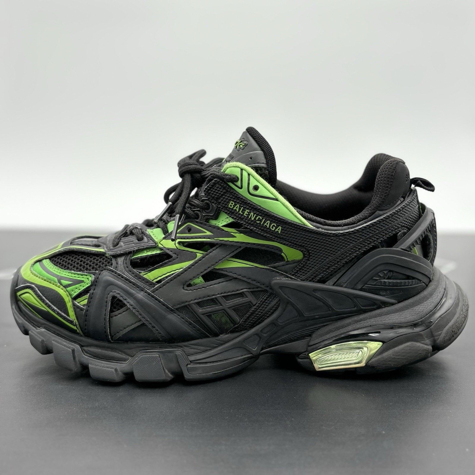 Balenciaga Balenciaga Track 2 Trainer ' Black Green ' | GOOD CONDITION! Size US 8 / EU 41 - 8 Thumbnail