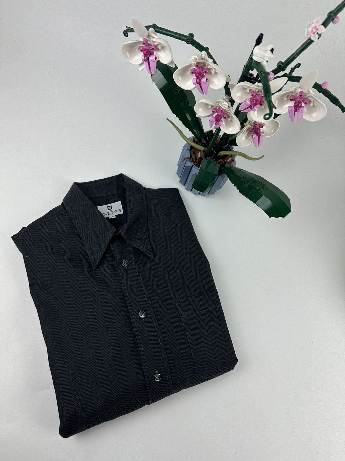 Givenchy × Vintage Givenchy Button Up Shirt Grey With Logo Fits Large Size US XL / EU 56 / 4 - 1 Thumbnail