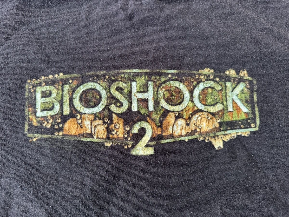 Vintage Y2K Bioshock 2 2 Big Daddy Shirt Size US S / EU 44-46 / 1 - 4 Thumbnail