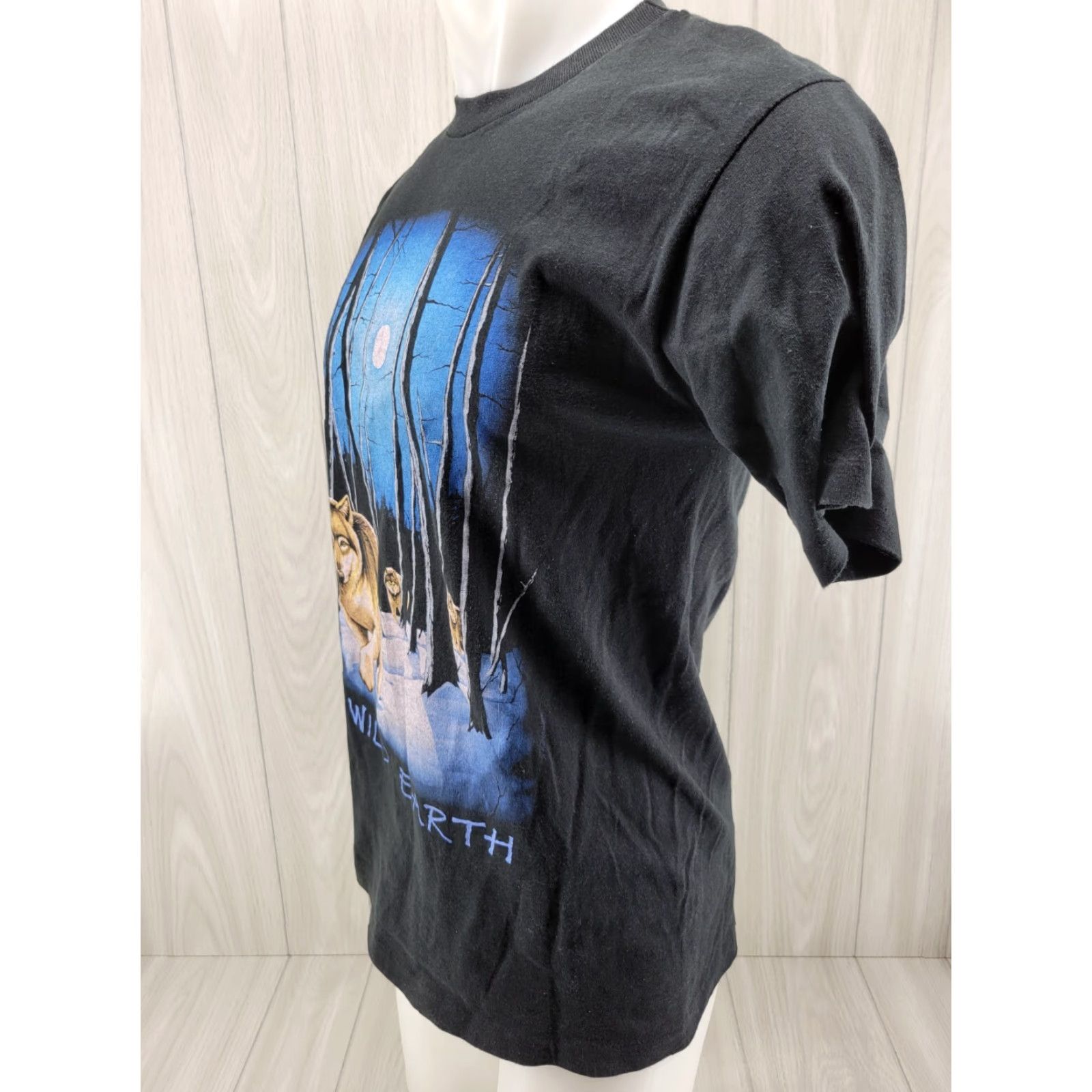 Anvil VINTAGE Anvil T-Shirt Wolf Shirt 90s Y2K Graphic Tee Mens M Black Cotton Short Sleeve Crew Neck Size US M / EU 48-50 / 2 - 3 Thumbnail