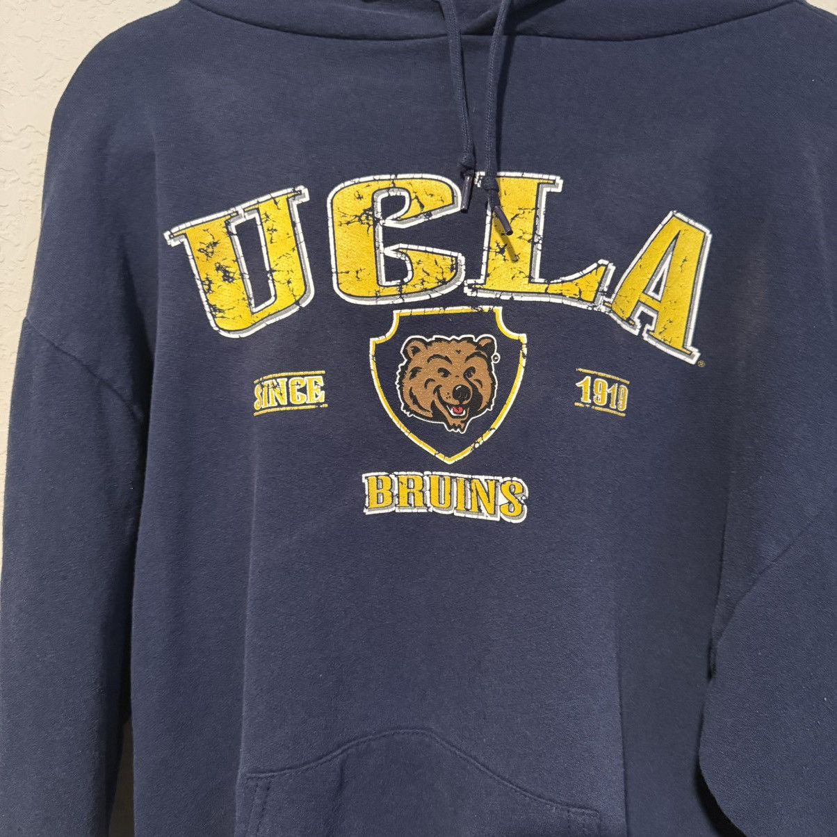 NCAA Vintage UCLA Bruins Hoodie Size US M / EU 48-50 / 2 - 3 Thumbnail