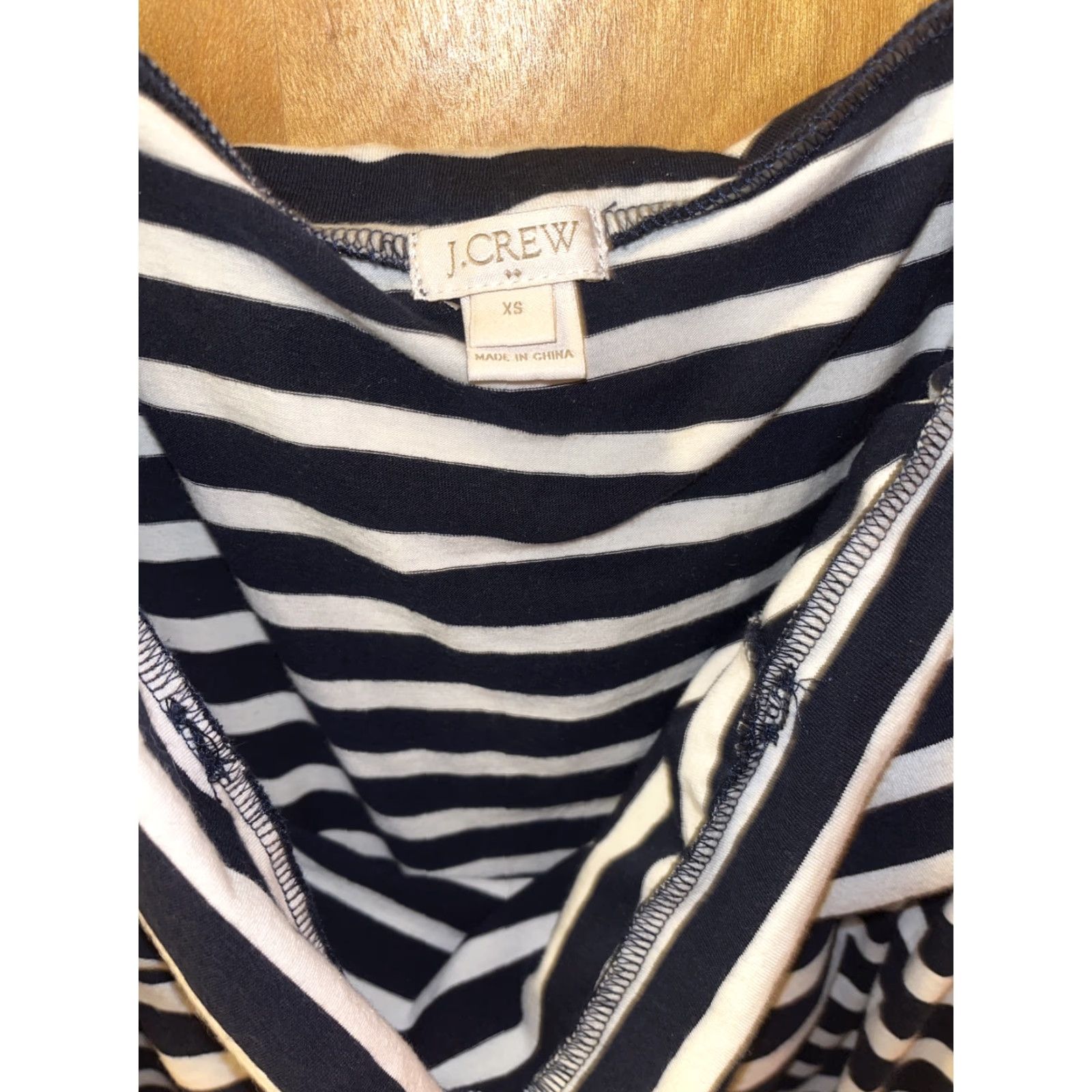 J.Crew VINTAGE J. Crew Factory Off Shoulder Blouse XS Women Black White Stripes Casual Party Warm Weather Size XS / US 0-2 / IT 36-38 - 4 Thumbnail