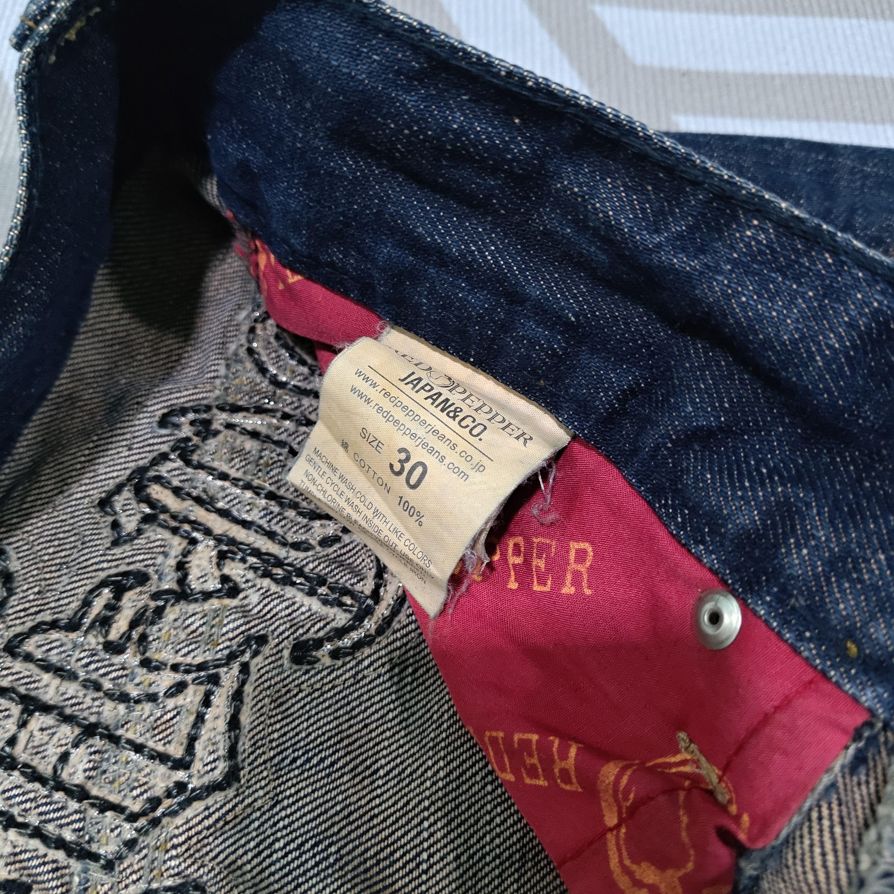 Hysteric Glamour FLARE RED PEPPER JEANS japanese tribe embroidery back gothic Size US 30 / EU 46 - 12 Thumbnail