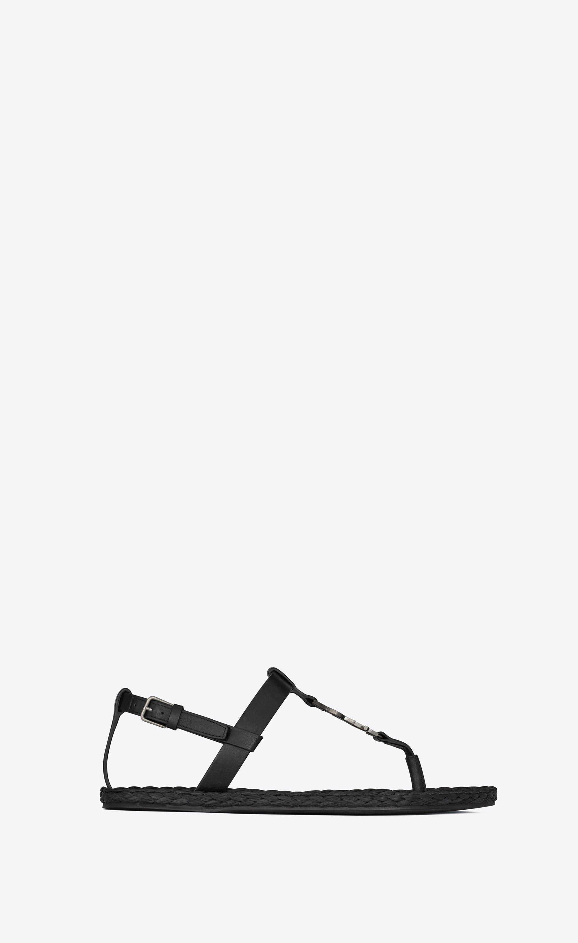 cassandra flat sandals in smooth leather with silver-tone monogram