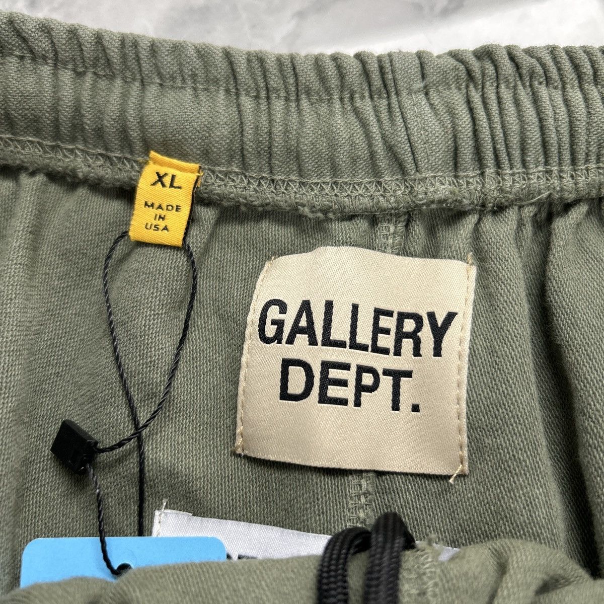 Gallery Dept. Gallery Dept. Zuma Short Olive Size US 36 / EU 52 - 3 Thumbnail