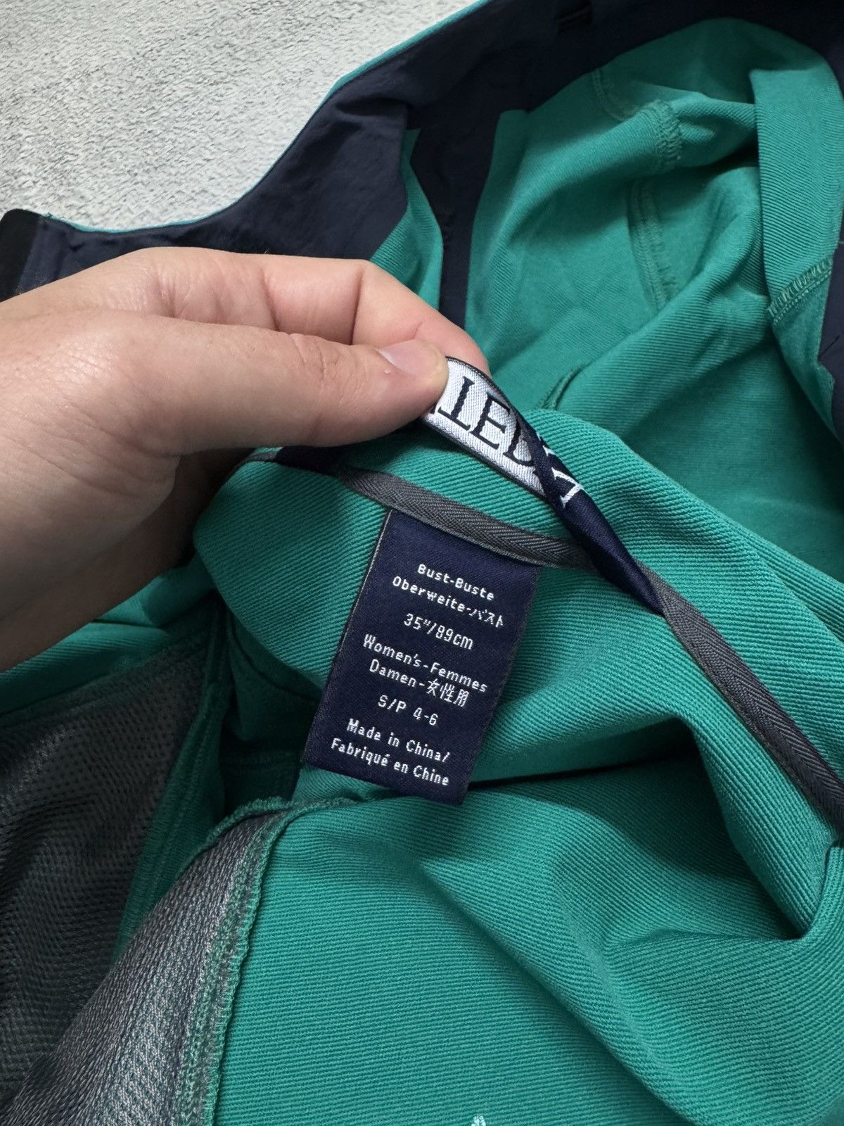 Arc'teryx Vintage Y2k Arc’teryx Gore-Tex XCR Jacket 00’s Size S / US 4 / IT 40 - 13 Thumbnail
