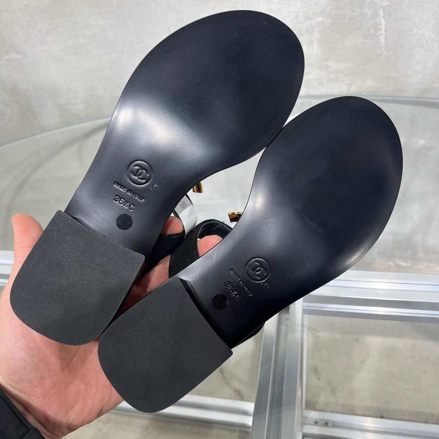 Chanel Chanel Double C Black Sandals 36.5 Size US 5.5 / IT 35.5 - 7 Thumbnail