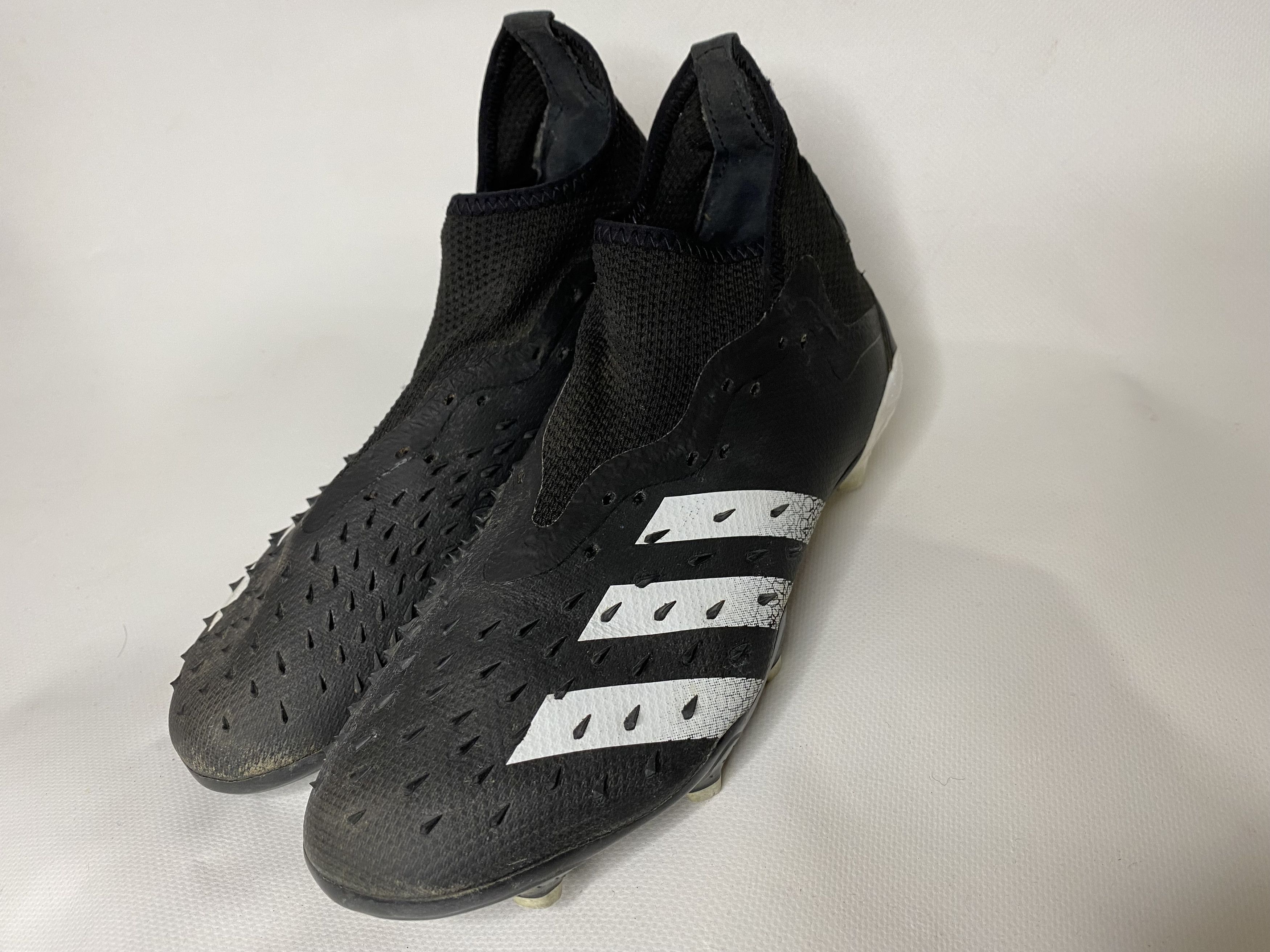 Adidas ADIDAS PREDATOR FREAK.2 FG FOOTBALL SOCCER BOOTS CLEATS Size US 8 / EU 41 - 1 Thumbnail
