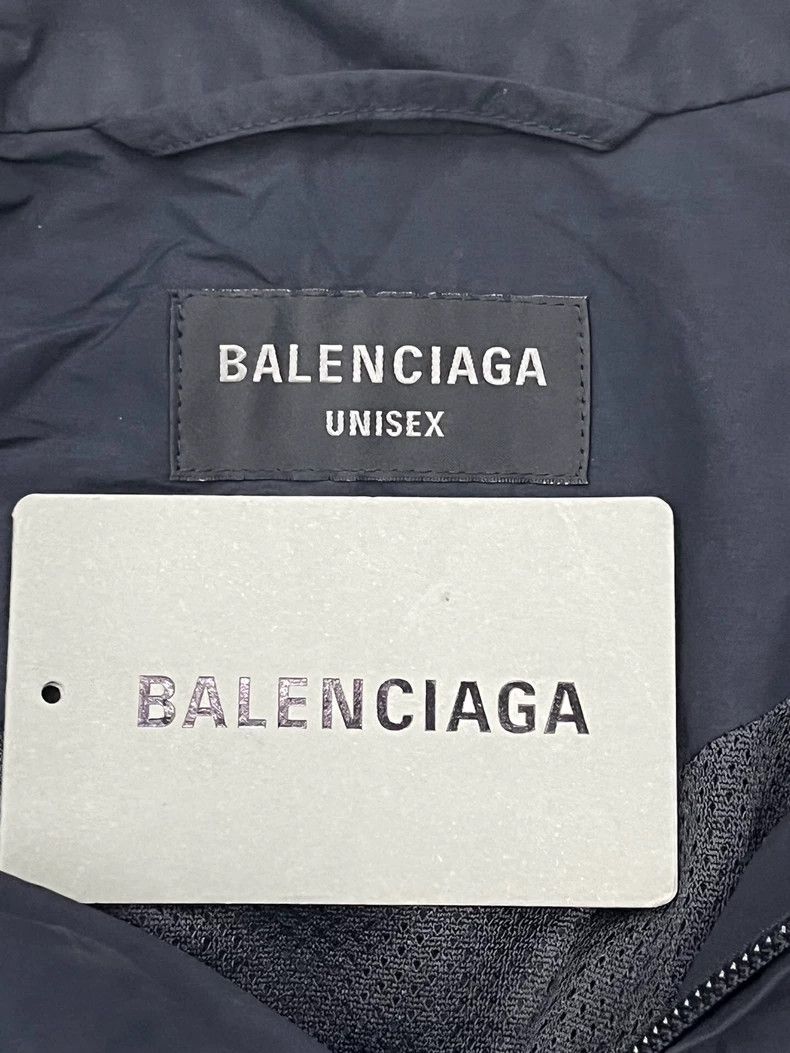 Balenciaga Balenciaga SS23 long-sleeved sunscreen jacket with stand-up Size US M / EU 48-50 / 2 - 5 Thumbnail
