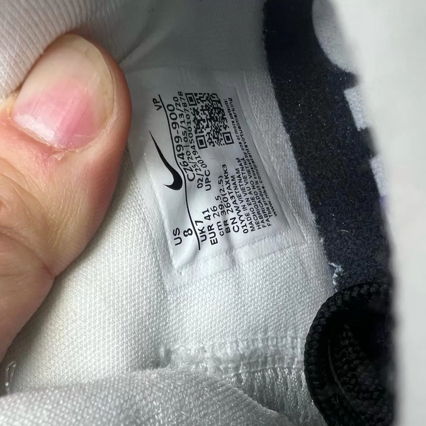 Nike zk5 White/Red/Blue 41 Worn Once Size US 8 / EU 41 - 8 Thumbnail