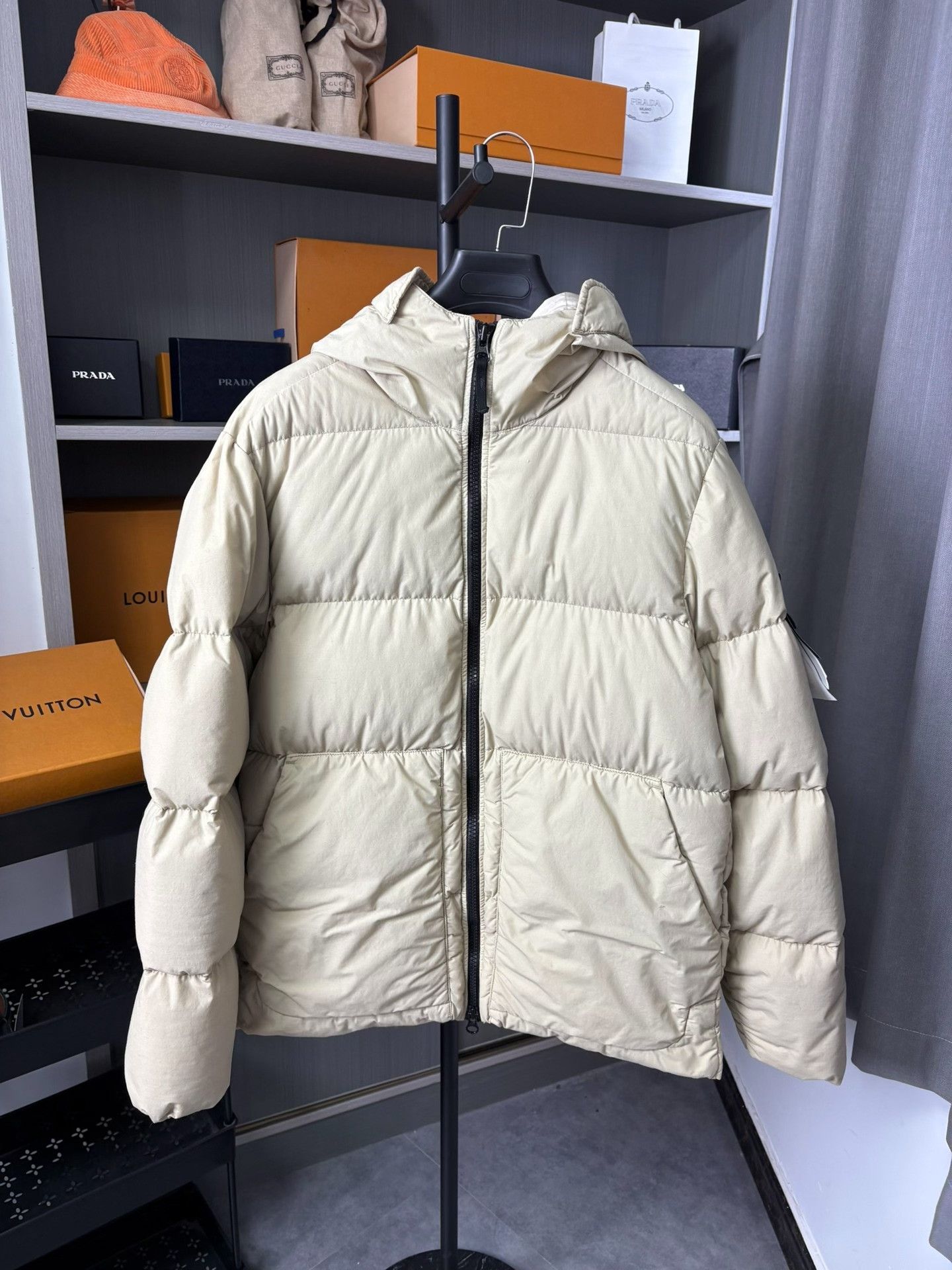 Stone Island Stone Island Down Beige Heavy Coat M Men Size US M / EU 48-50 / 2 - 1 Thumbnail