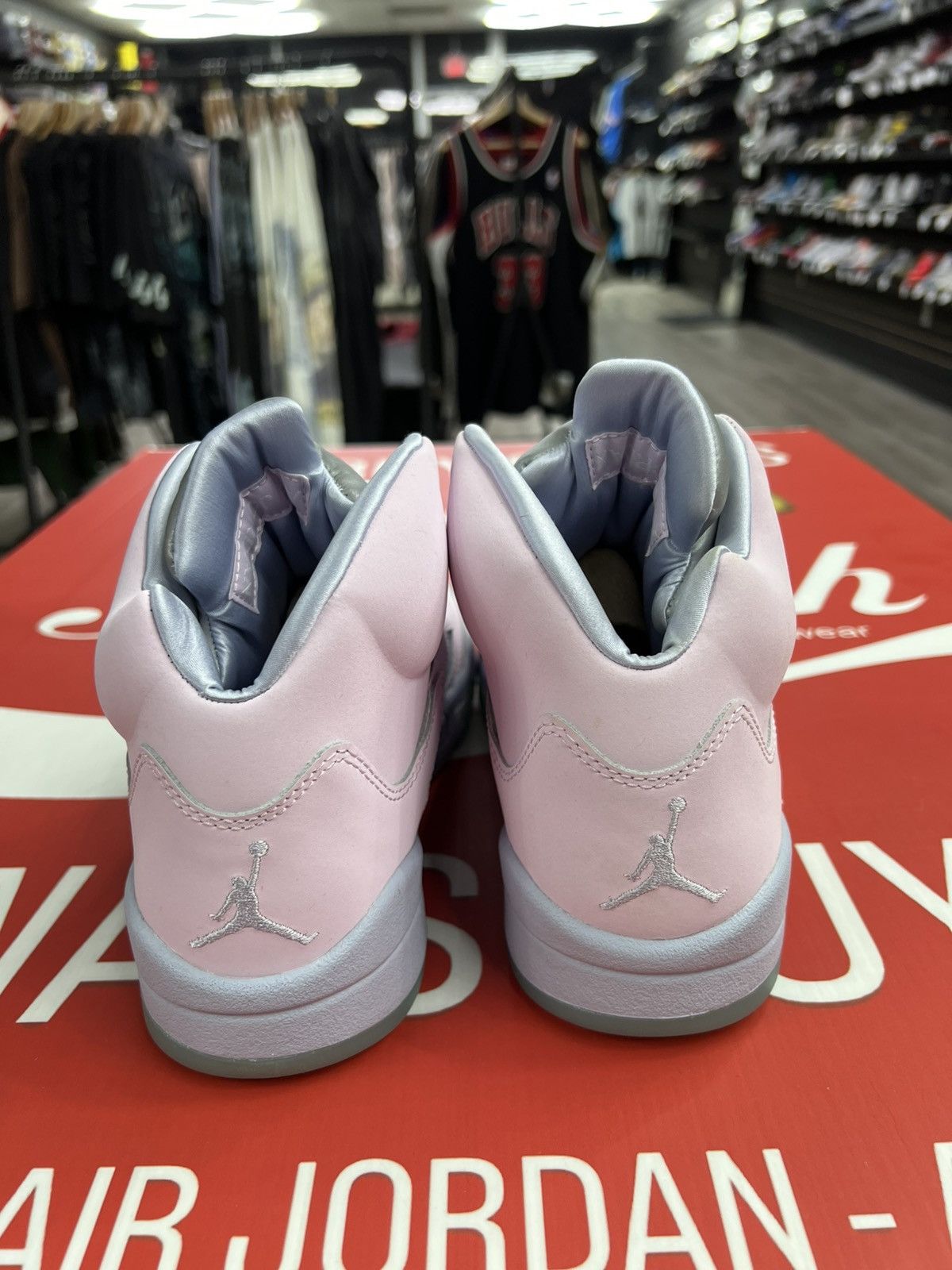 Jordan Brand Air Jordan Easter Size 7M Size US 7 / EU 40 - 5 Thumbnail