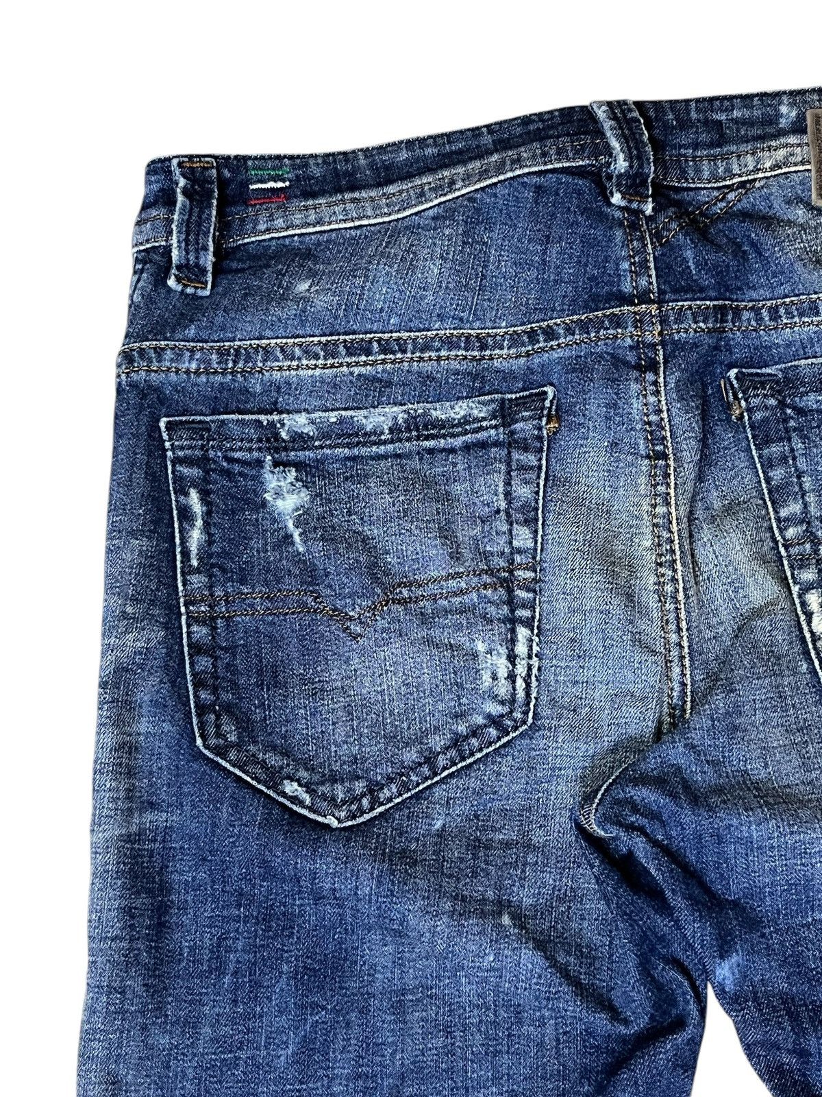 Diesel SICK🔥DIESEL SLIM SKINNY S/S 2016 DISTRESSED STYLE JEANS Size US 31 - 10 Thumbnail