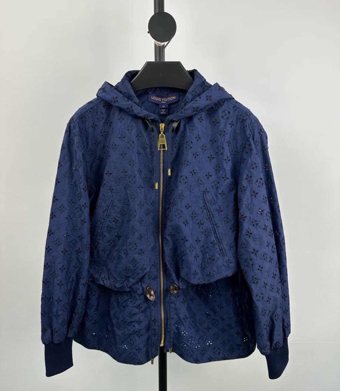 Louis Vuitton Louis Vuitton Colorful ink rendering logo charging jacket Size US S / EU 44-46 / 1 - 3 Thumbnail