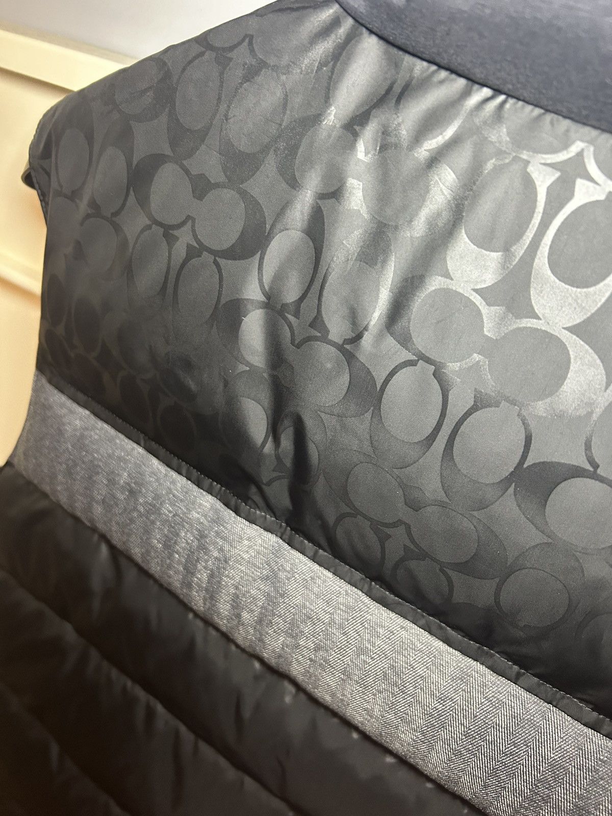 Coach Coach monogram down puffer vest Size US XL / EU 56 / 4 - 7 Thumbnail