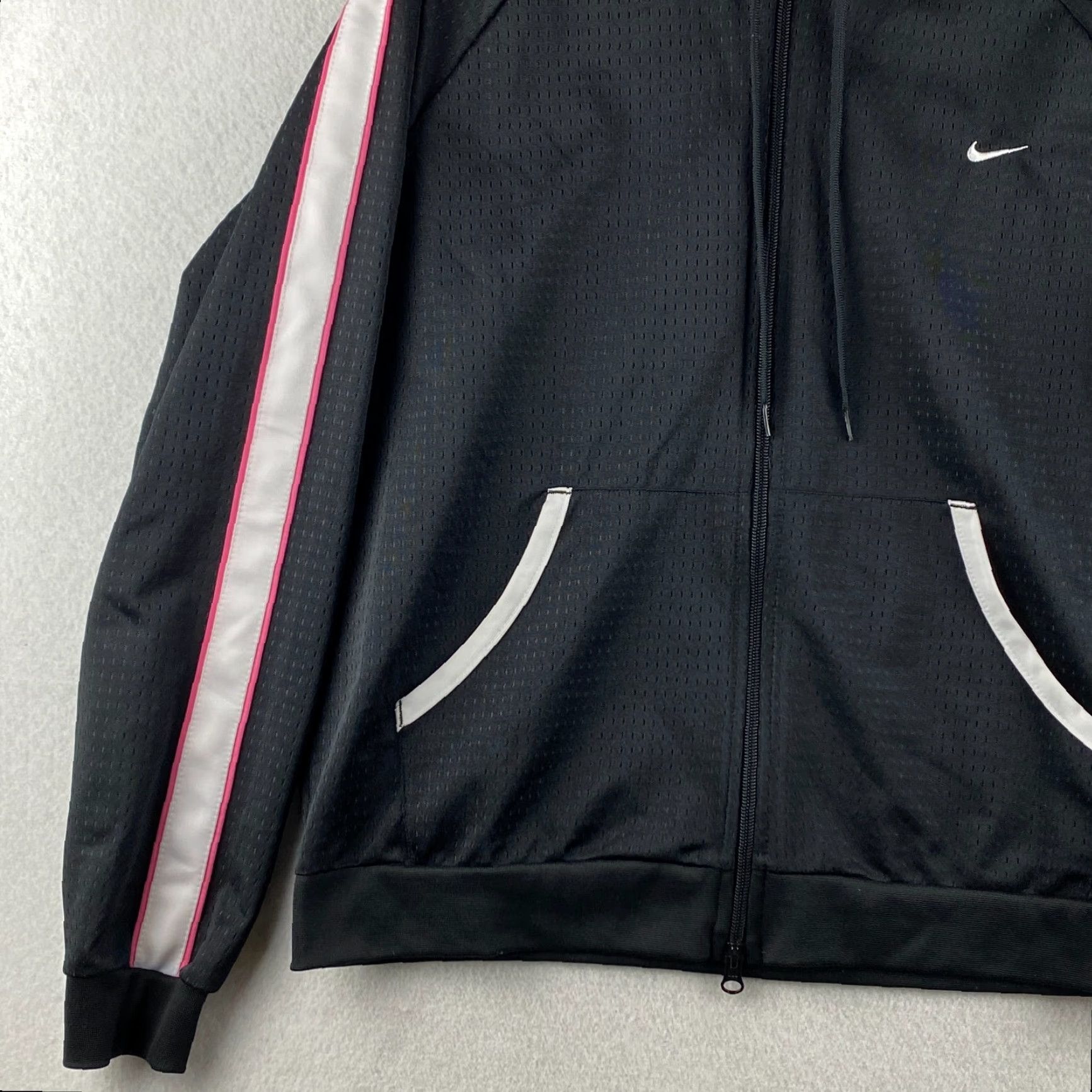 Nike Nike Hoodie Womens Large L Black Full Zip Embroidered Active Breathable Size L / US 10 / IT 46 - 4 Thumbnail