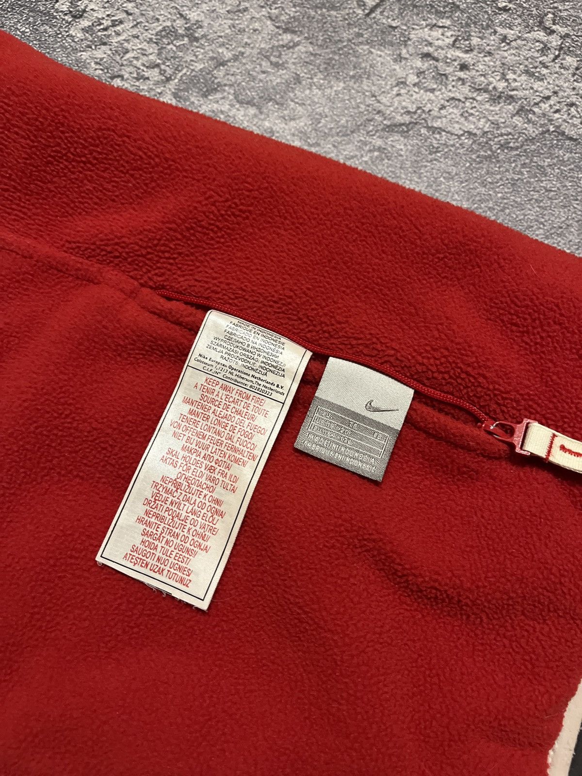 Nike × Vintage Nike Vintage Reversible Vest Red & Gray 90s Size US M / EU 48-50 / 2 - 8 Thumbnail