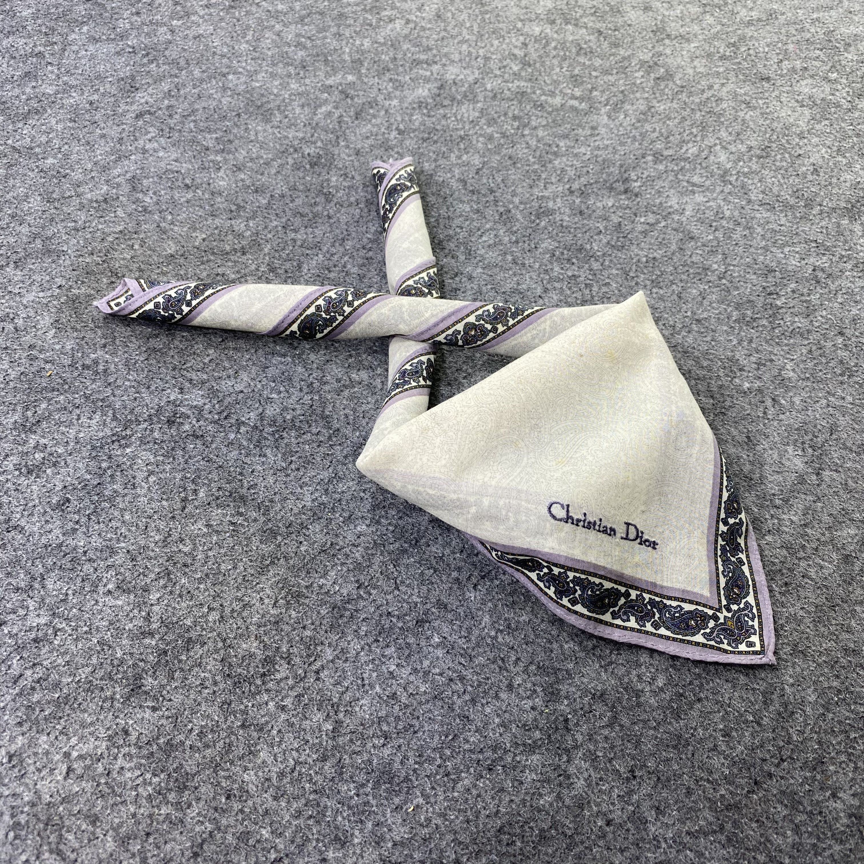 Vintage Christian Dior Handkerchief / Bandana / Neckerchief-B2209 Size ONE SIZE - 1 Thumbnail
