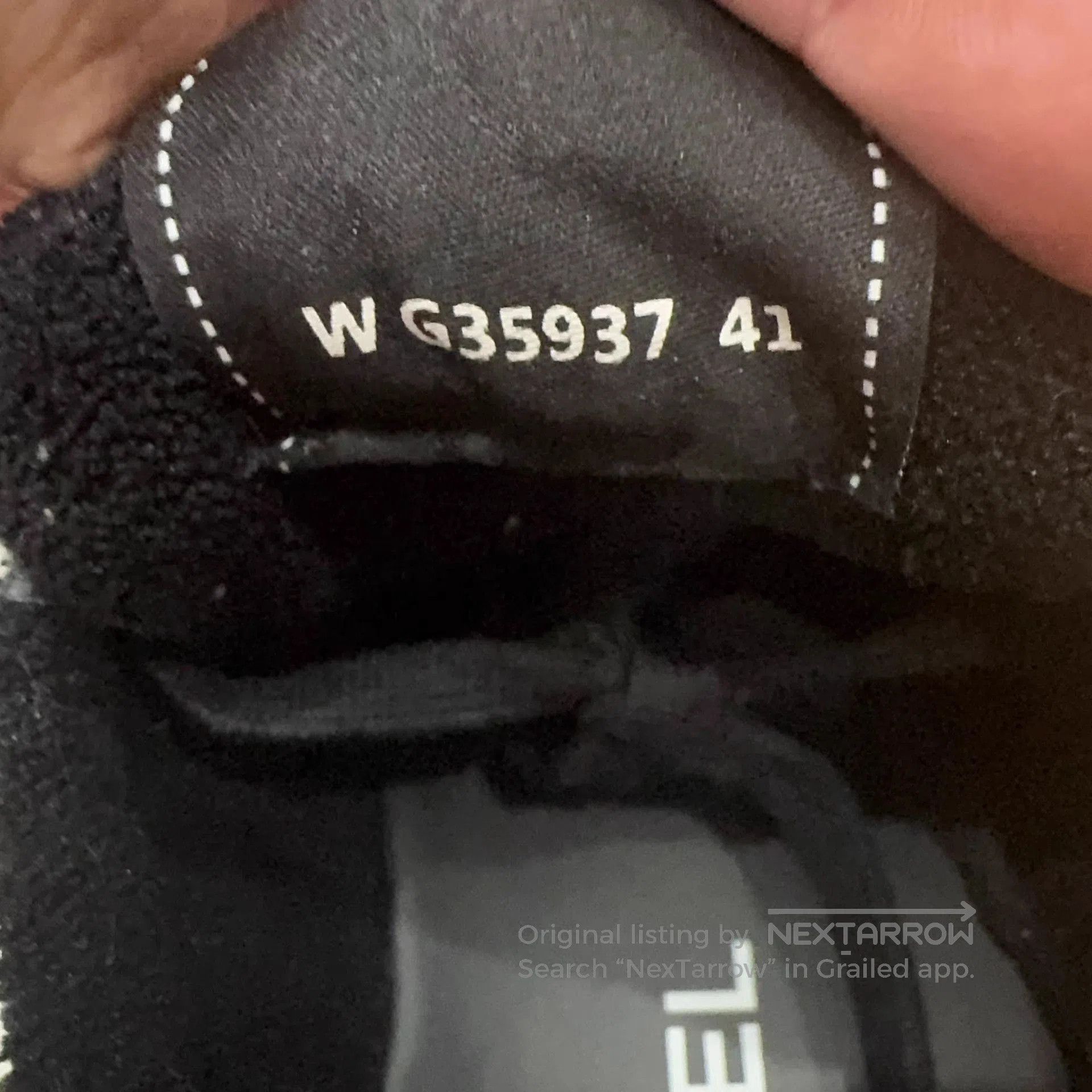Chanel White Low-Top Sneakers Size 8. Size US 8 / EU 41 - 6 Thumbnail