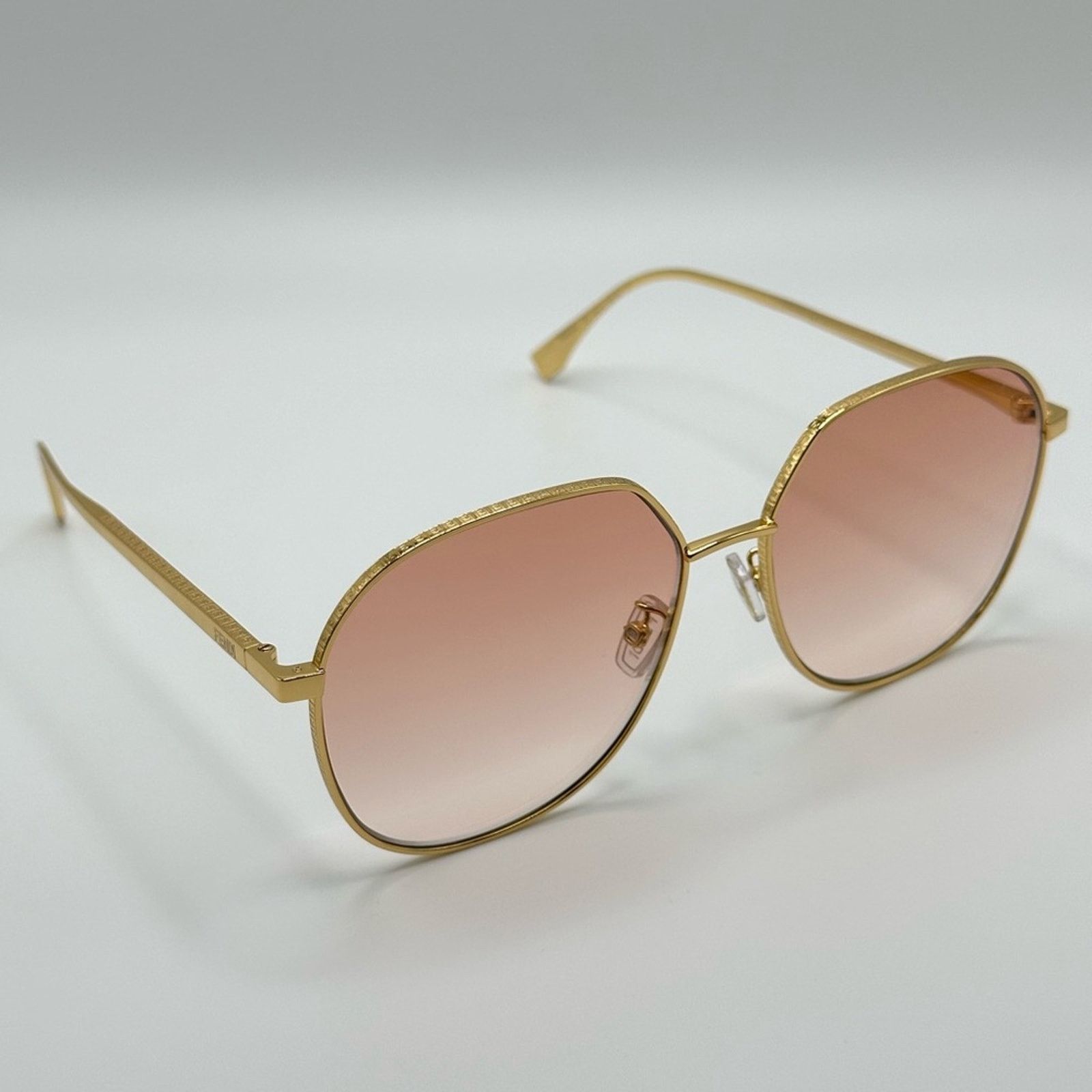 FENDI FE40069U 30T Light Gold/Pink Gradient Women Sunglasses
