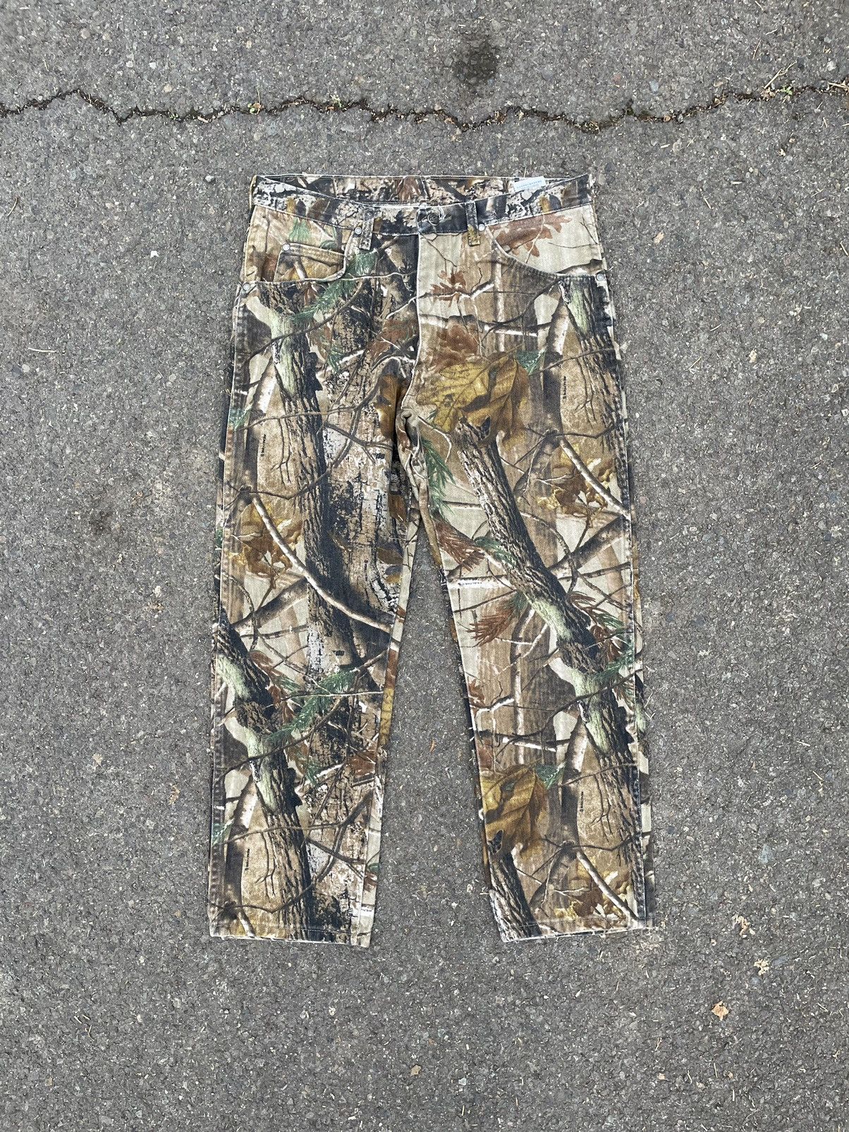 Wrangler Wrangler Pro Gear RealTree Camouflage Dungaree Pants | Grailed