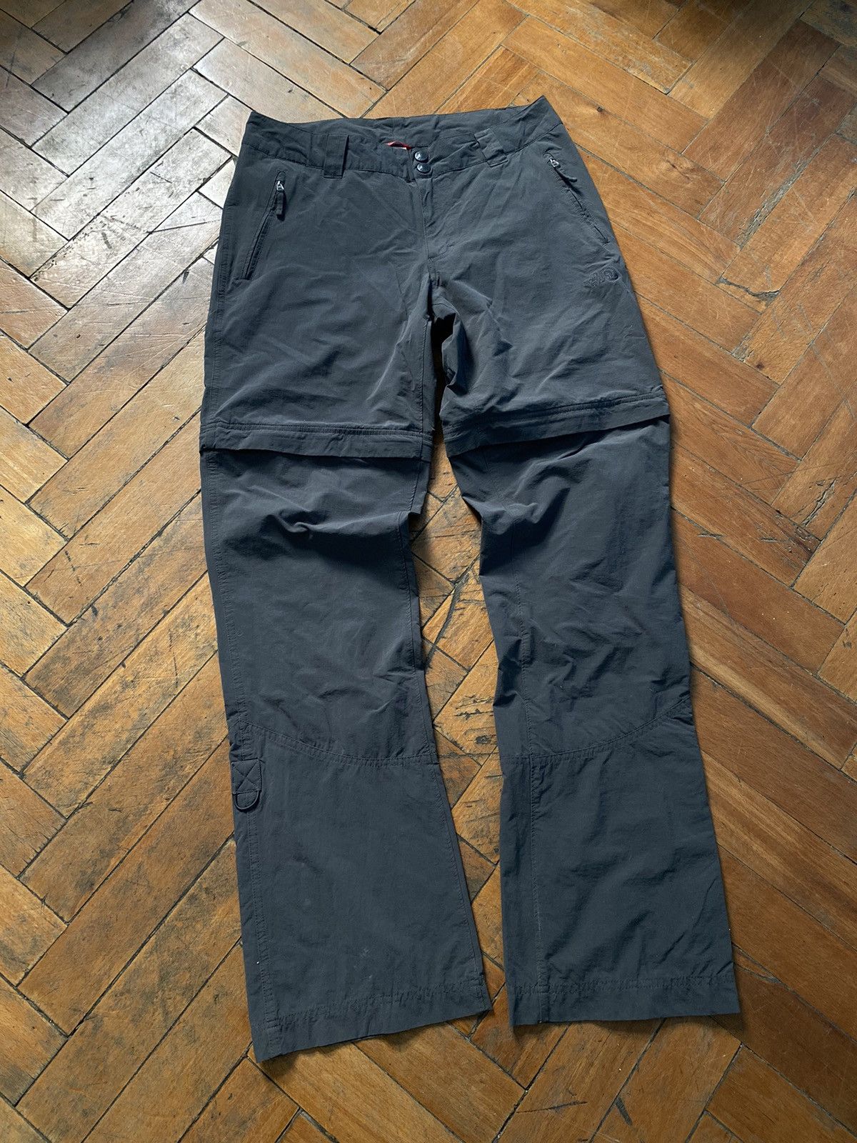 The North Face × Vintage The North Face Vintage Women’s Cargo Transformers Pants Size 30" / US 8 / IT 44 - 1 Thumbnail