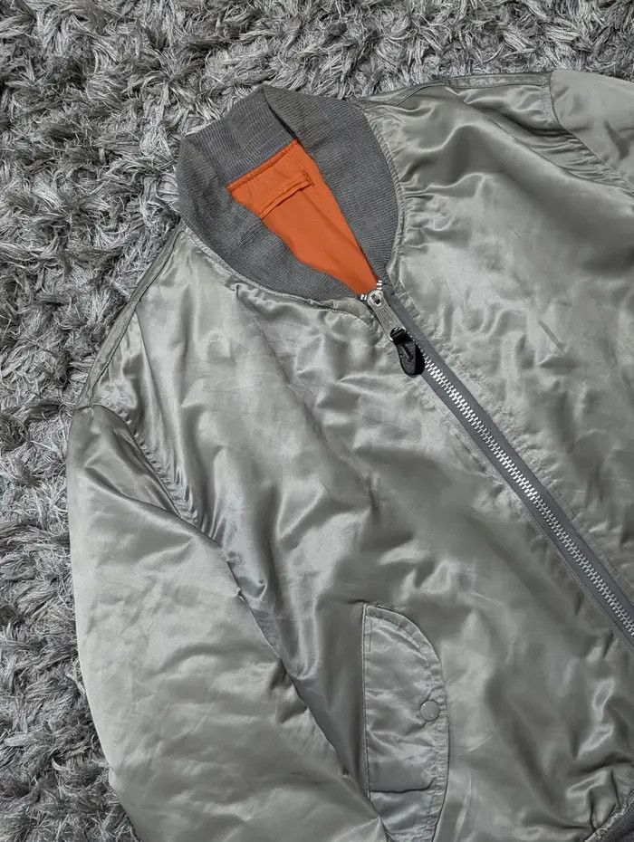 Other Vintage Corinth Mfg Co Ma-1 Flight Jacket Fiber Fill Bombers Size US L / EU 52-54 / 3 - 4 Thumbnail