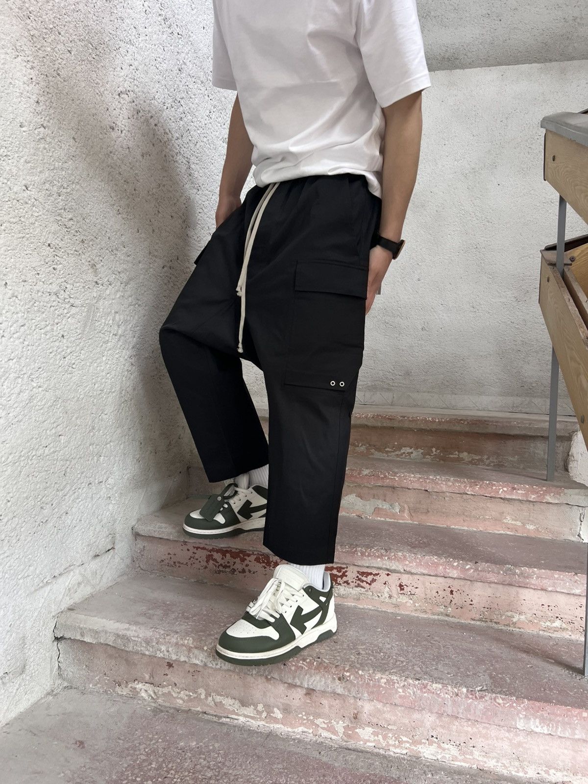 Rick Owens RICK OWENS DRAWSTRING CROPPED PANTS LIDO Size US 36 / EU 52 - 10 Thumbnail