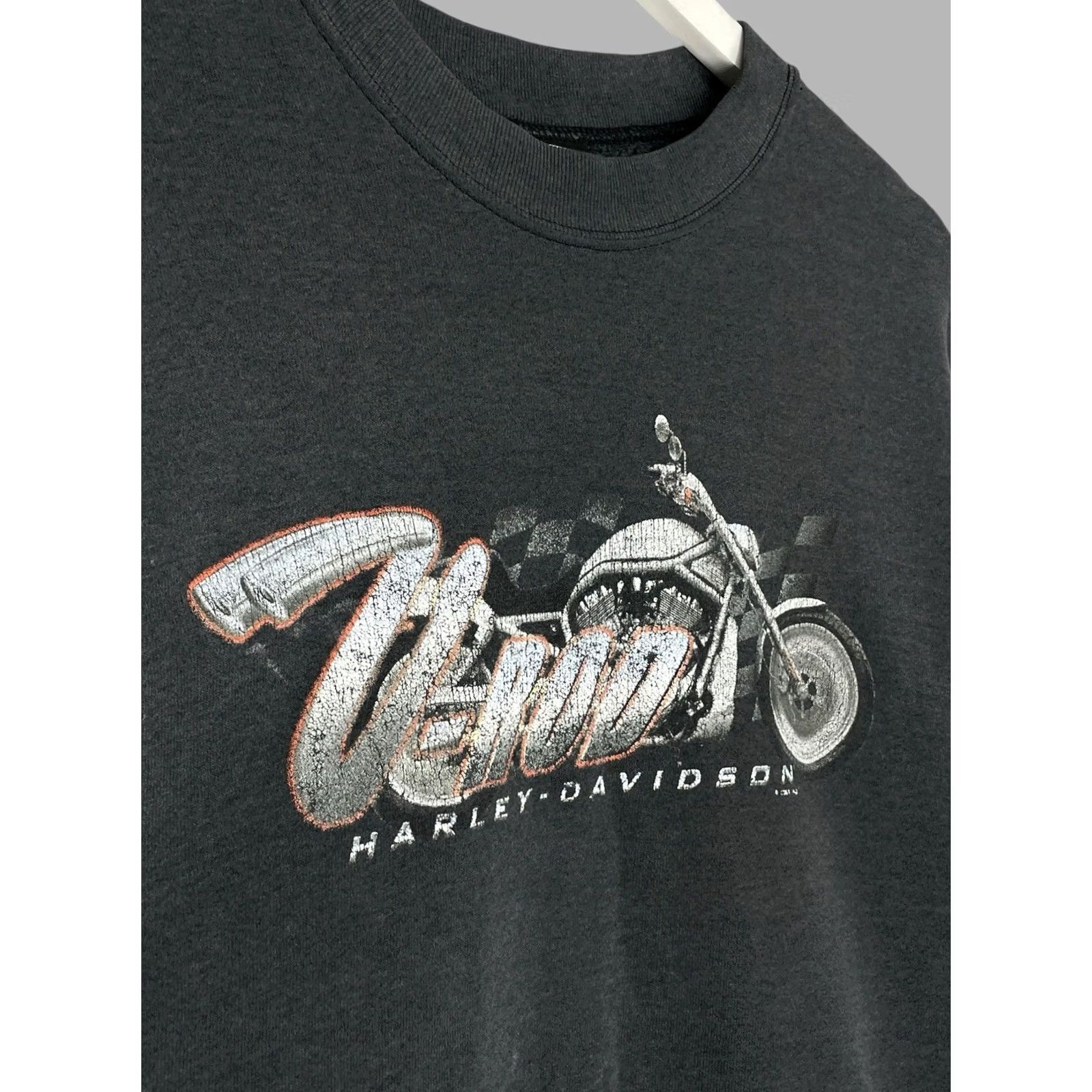 Harley Davidson Harley-Davidson V-Rod Vintage 2006 Sweatshirt Men 2XL Gray Graphic Print 90s Motorcycle Biker Pullover Crew Neck Long Sleeve Vintage Yes Mens Size US XXL / EU 58 / 5 - 4 Thumbnail