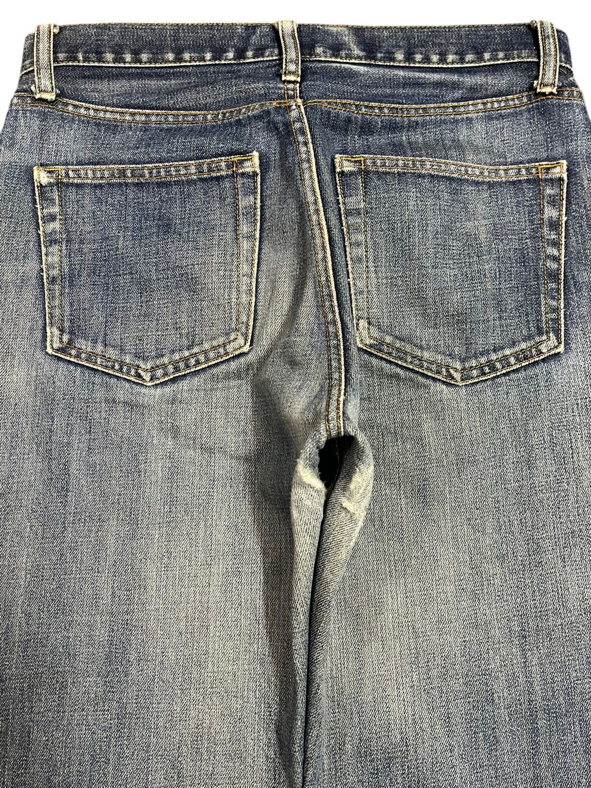 Uniqlo Vintage Japanese Uniqlo Blue Faded Wash Style Baggy Jeans Size US 30 / EU 46 - 5 Thumbnail