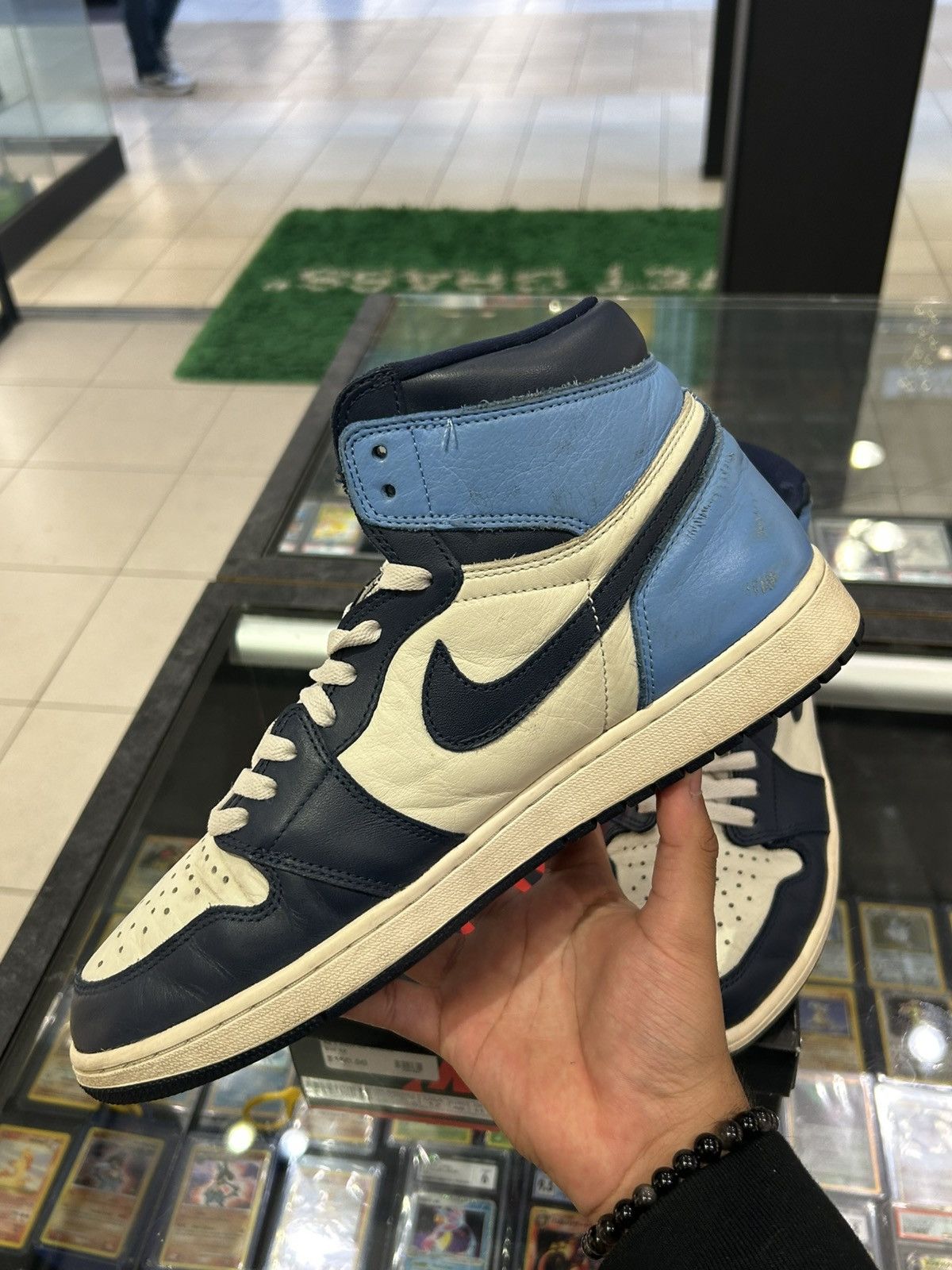 Jordan Brand Jordan 1 obsidian Size US 12 / EU 45 - 7 Thumbnail