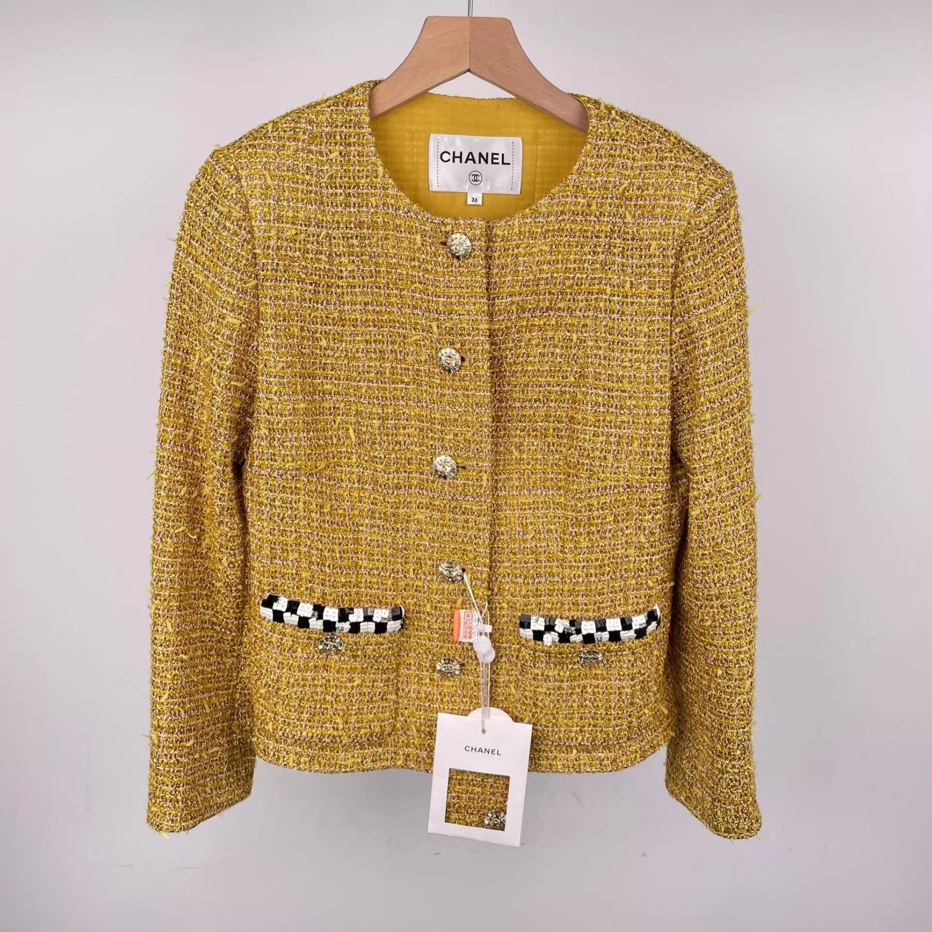 Chanel Chanel 23C Yellow Gold Iridescent Tweed Jacket Size 36 Size XS / US 0-2 / IT 36-38 - 1 Thumbnail