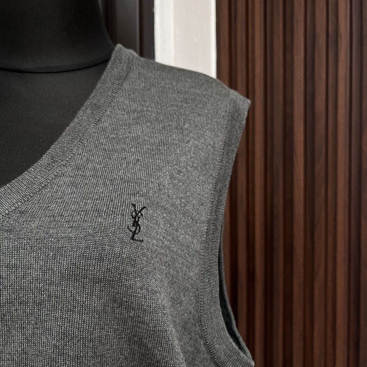 Yves Saint Laurent Yves Saint Laurent Pour Homme Vest Kniwear (unisex) Size US M / EU 48-50 / 2 - 6 Thumbnail