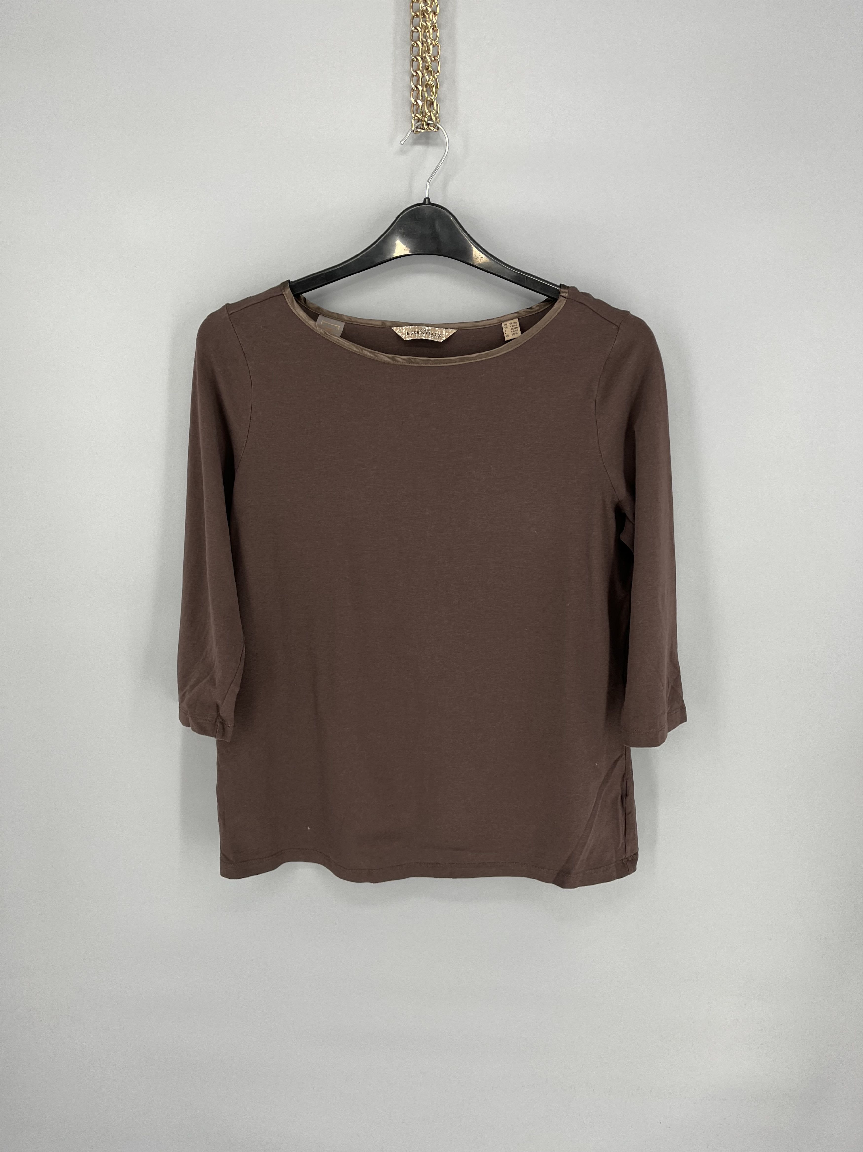 Vintage Vintage Fear of God Essentials Crew Neck Long Tshirt Tan Size XL / US 12-14 / IT 48-50 - 1 Thumbnail