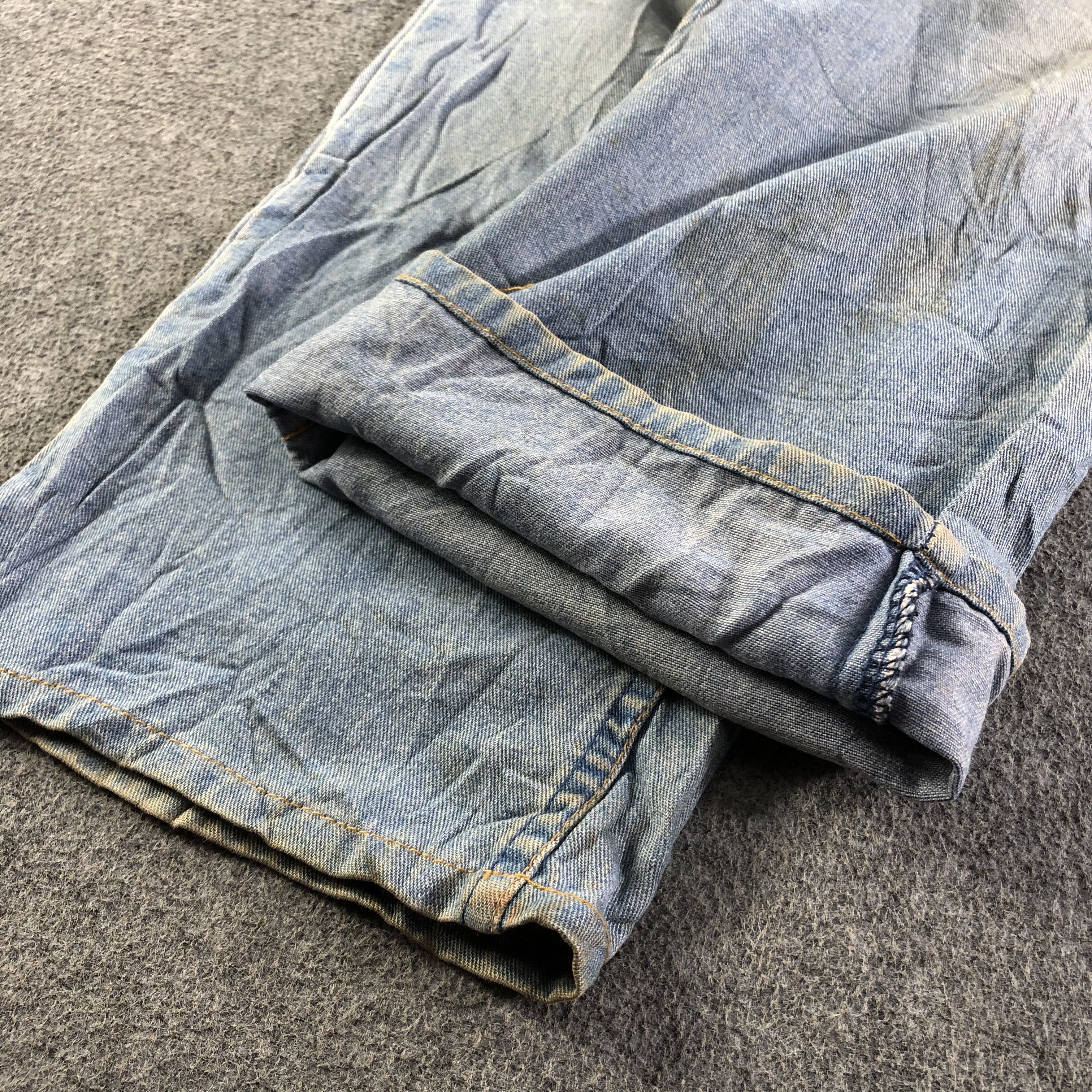 Levi's Vintage Blue Wash Levis 520 Jeans-J3930 Size US 29 - 6 Thumbnail