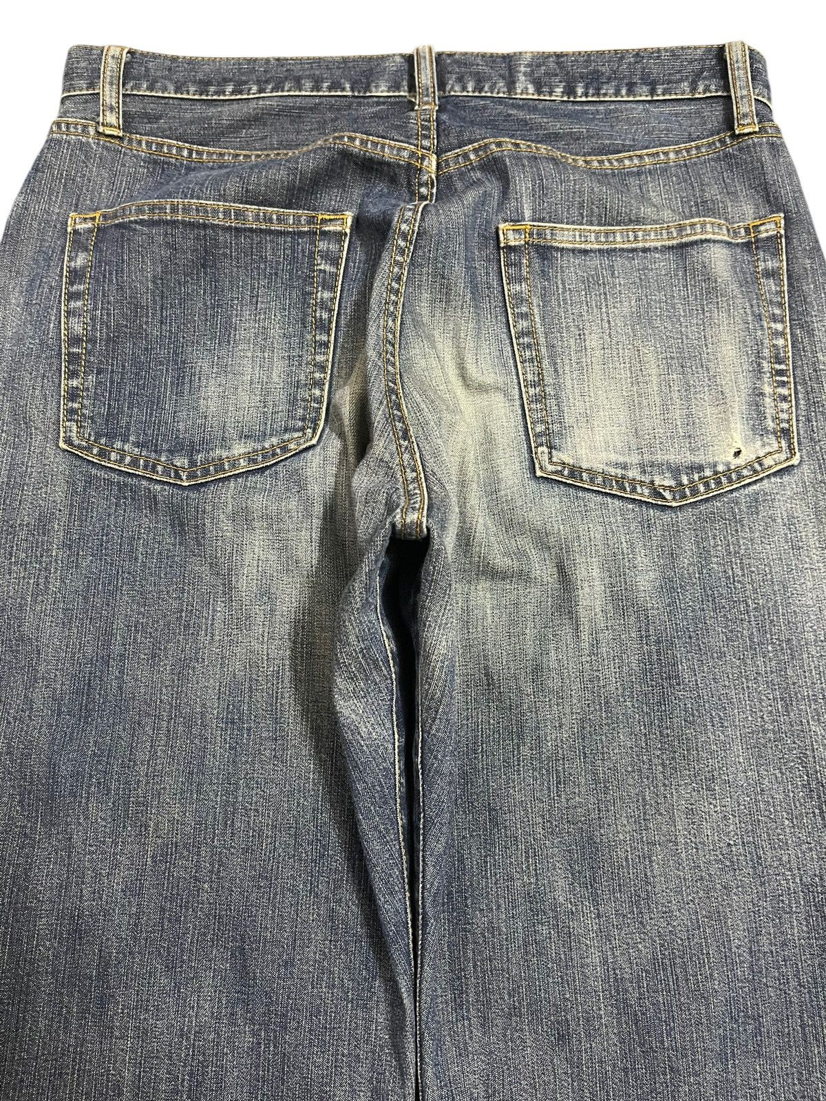 Uniqlo Vintage Japanese Uniqlo Blue Faded Wash Baggy Jeans Size US 33 - 5 Thumbnail