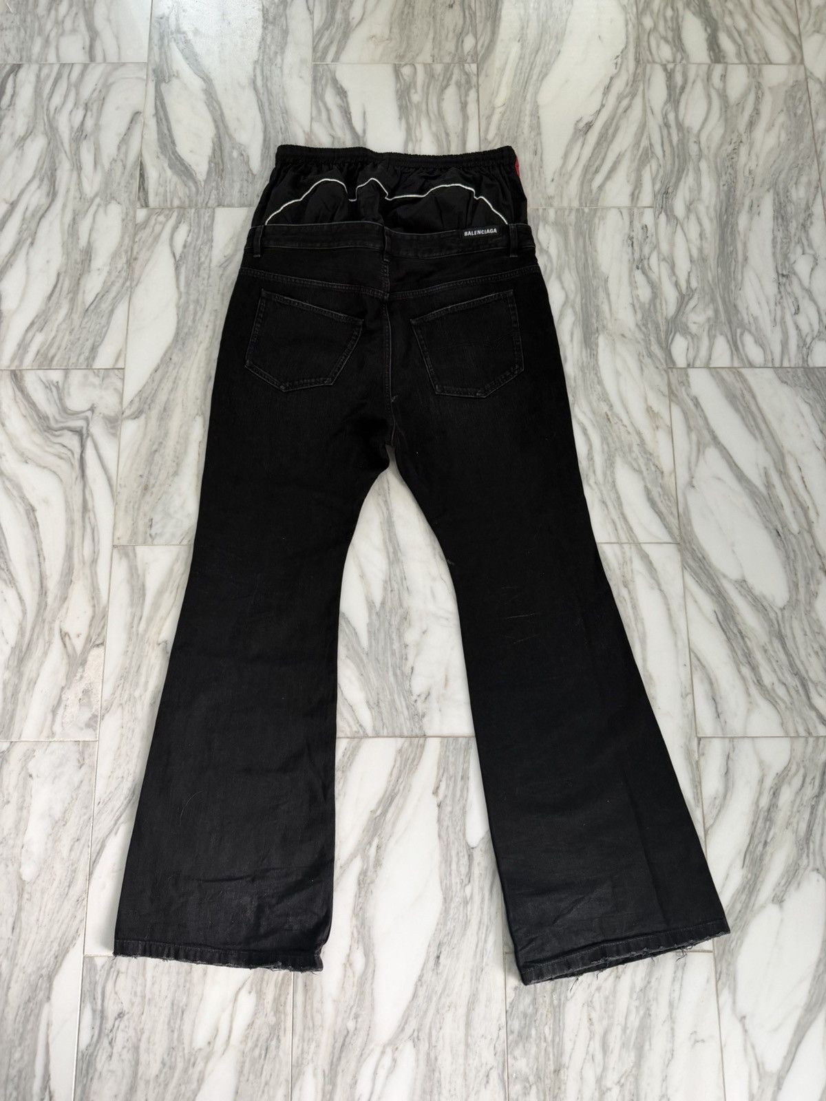 Balenciaga Balenciaga black sag denim ( black and red) Size US 36 / EU 52 - 2 Thumbnail