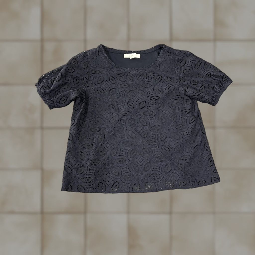 Loft VINTAGE LOFT Shirt Womens Small Navy Blue Eyelet Lace Short Sleeve Lined Top Blouse Size S / US 4 / IT 40 - 1 Thumbnail