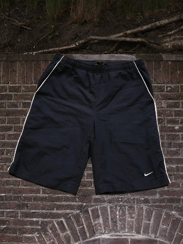 Nike Nike Shorts Size US 28 / EU 44 - 1 Thumbnail