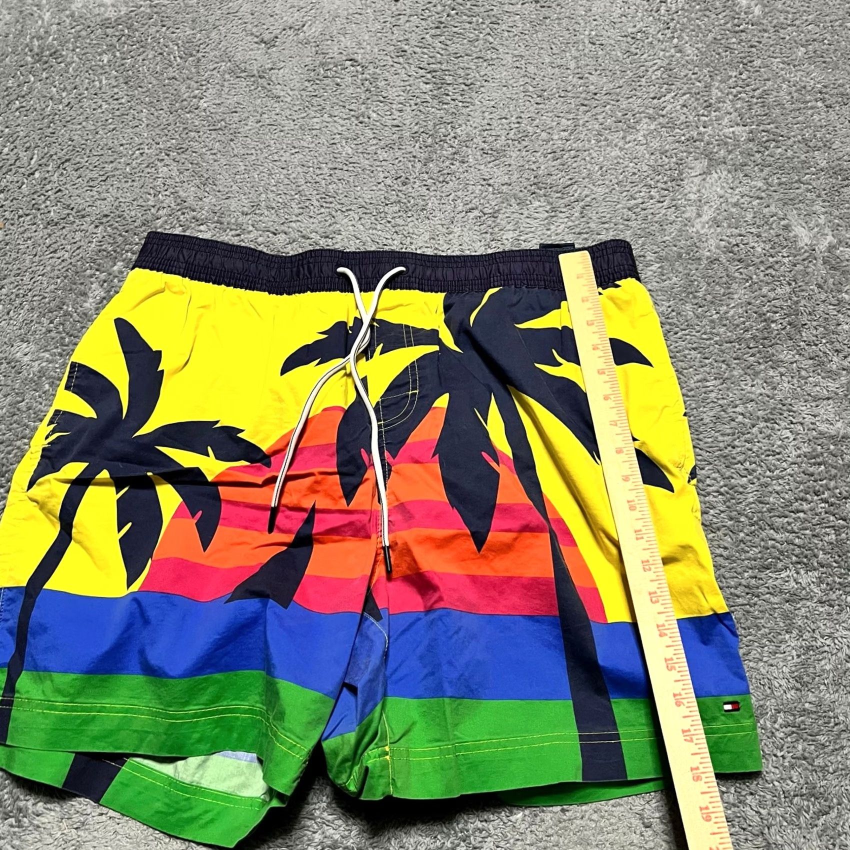 Tommy Hilfiger Tommy Hilfiger Swim Trunks Mens XXL Board Shorts Tropical Loud Neon Size US 39 - 7 Thumbnail