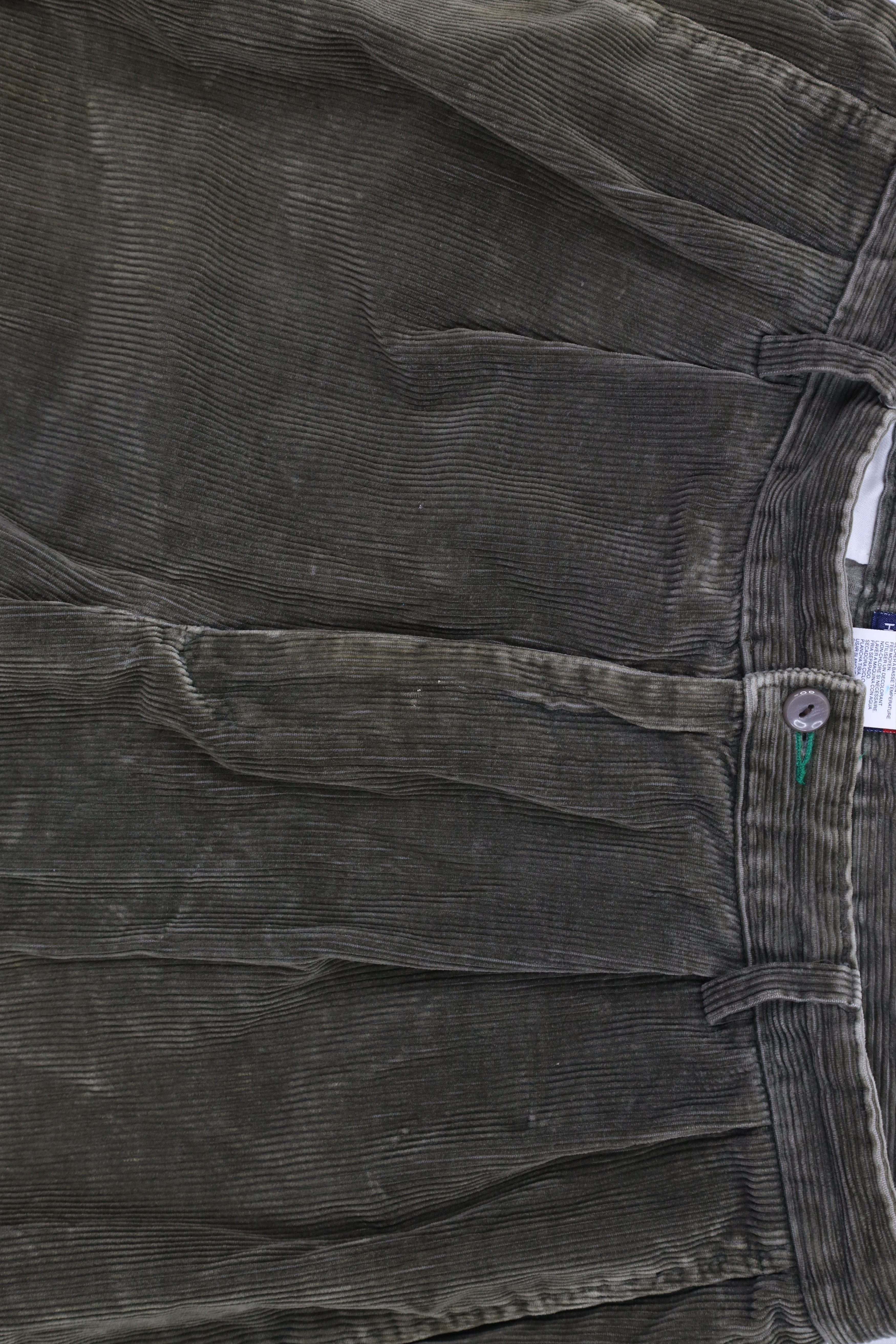 Tommy Hilfiger × Vintage Vintage 90s Tommy Hilfiger Pleated Wide Leg Corduroy Pants Size US 32 / EU 48 - 9 Thumbnail