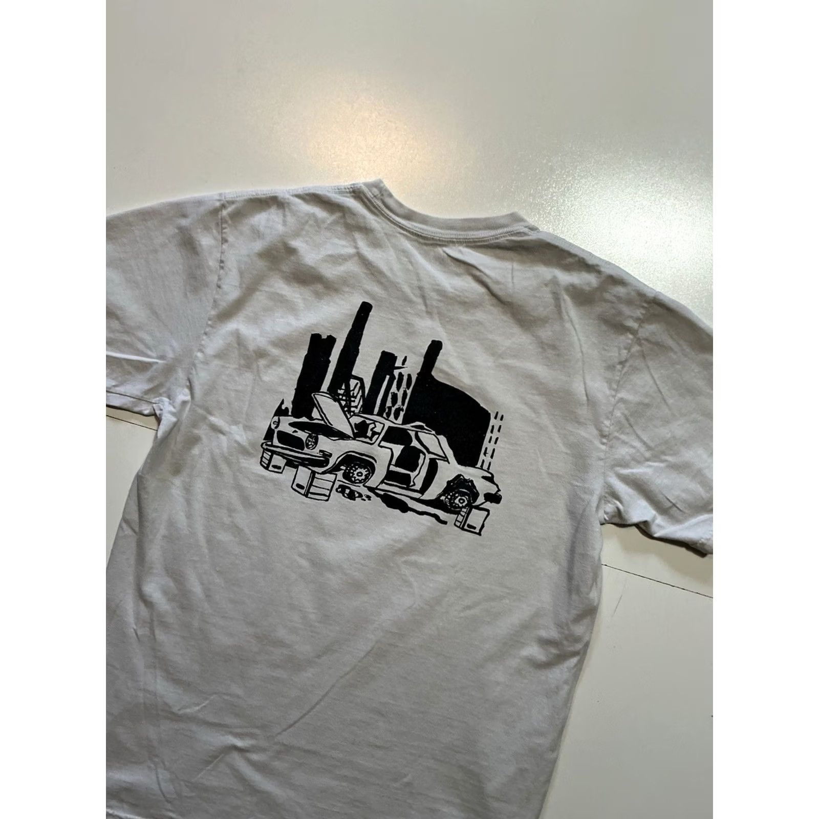 Fucking Awesome VINTAGE Fucking Awesome Boxing Auto Car White Black Graphic S/S Crewneck T-Shirt M Mens Size US M / EU 48-50 / 2 - 5 Thumbnail