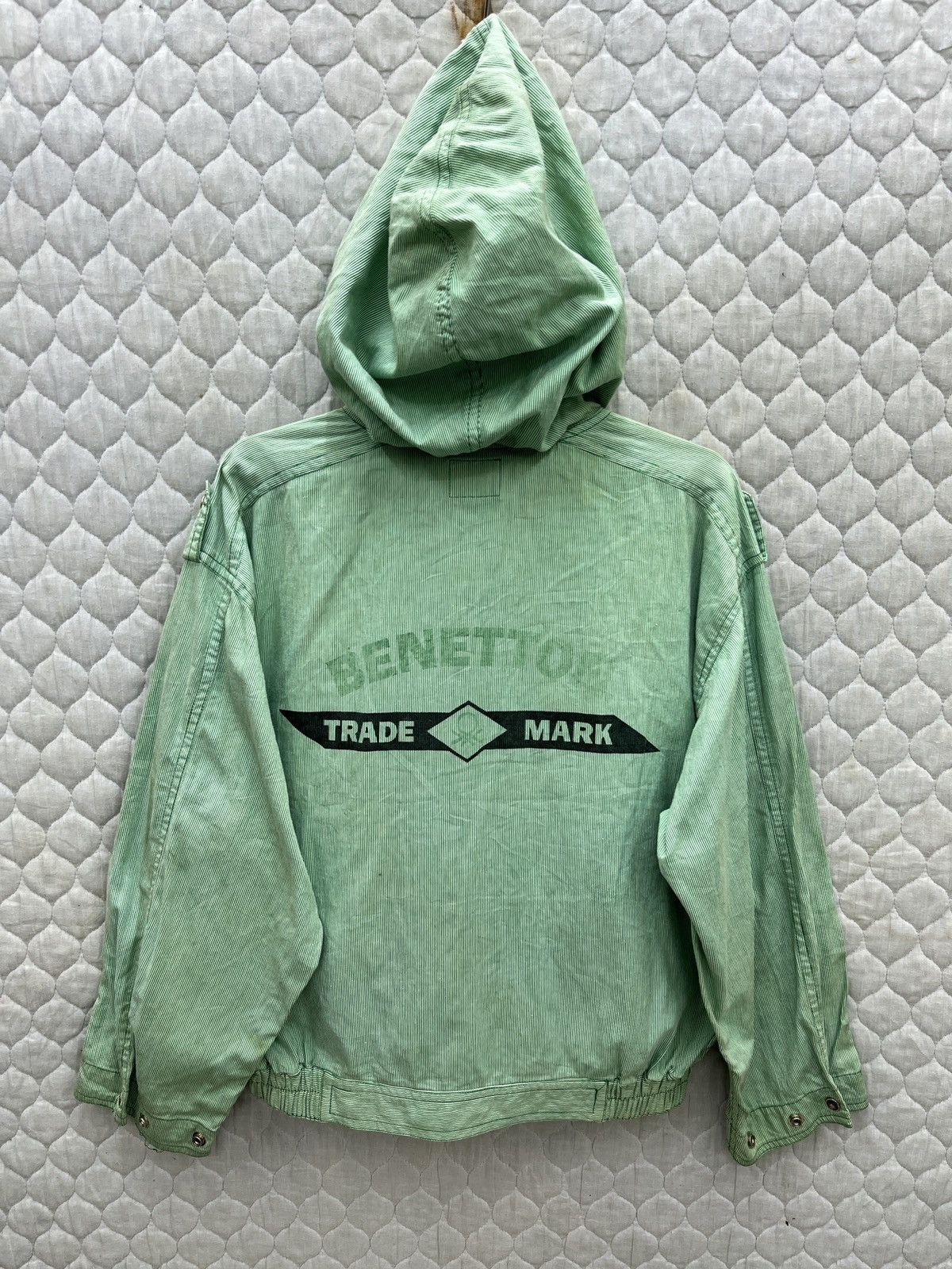 United Colors Of Benetton 🔥🔥🔥STEALS VTG BENETTON FORMULA ONE WORLD RACE CHAMPIONSHIP Size US S / EU 44-46 / 1 - 4 Thumbnail