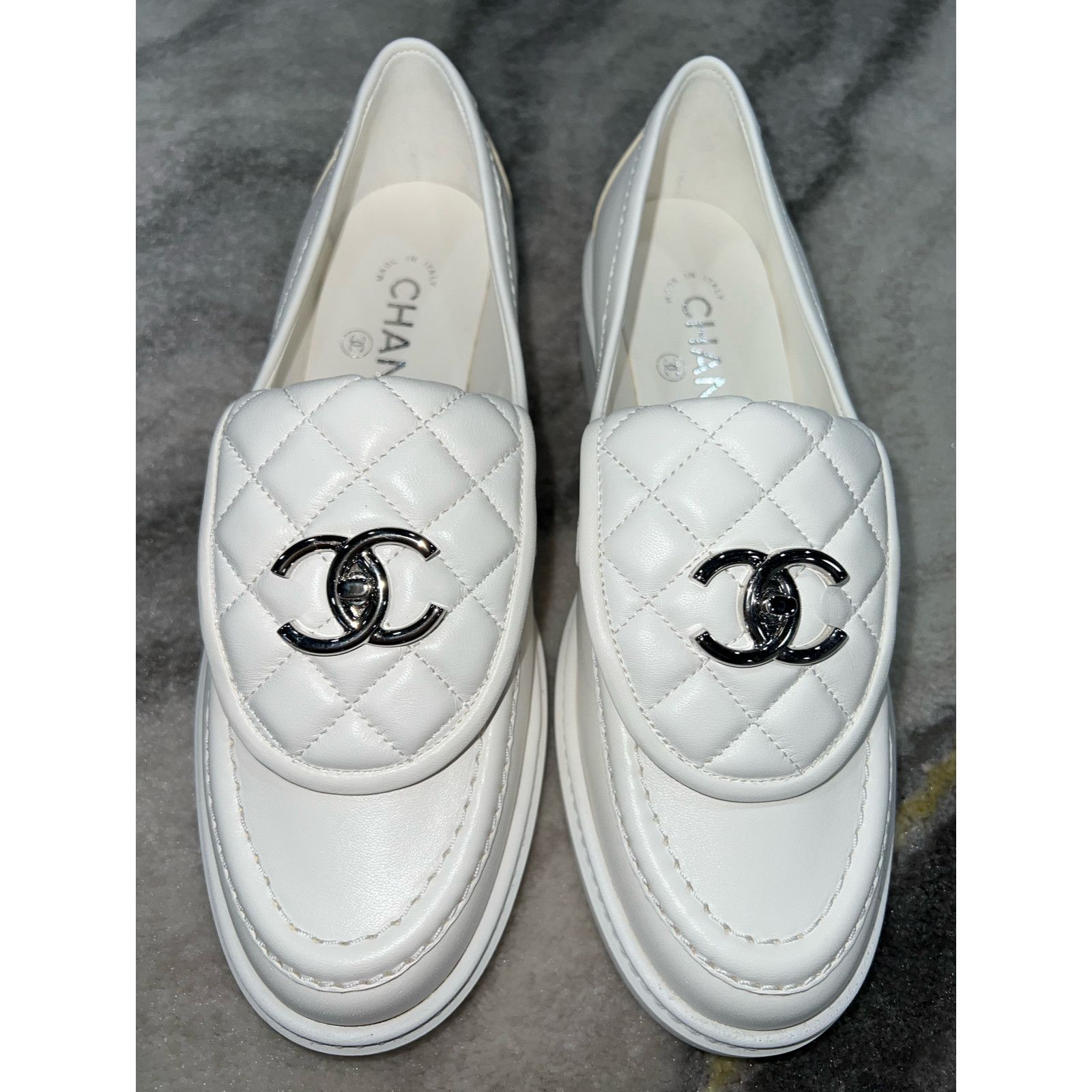 22P Quilted Flap Turnlock CC Mule Slip On Flat Loafer 36.5